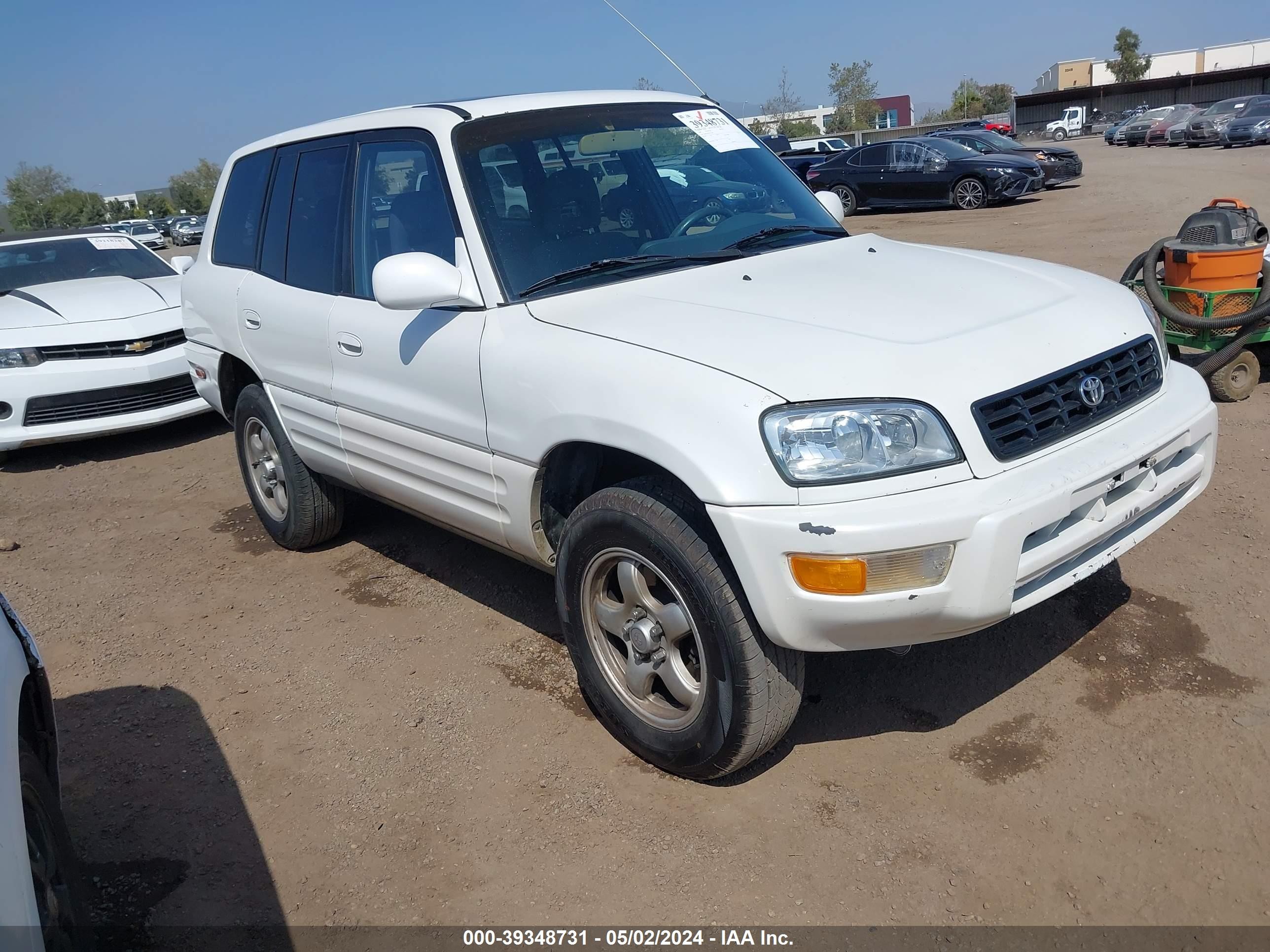 TOYOTA RAV 4 1999 jt3hp10vxx7113363