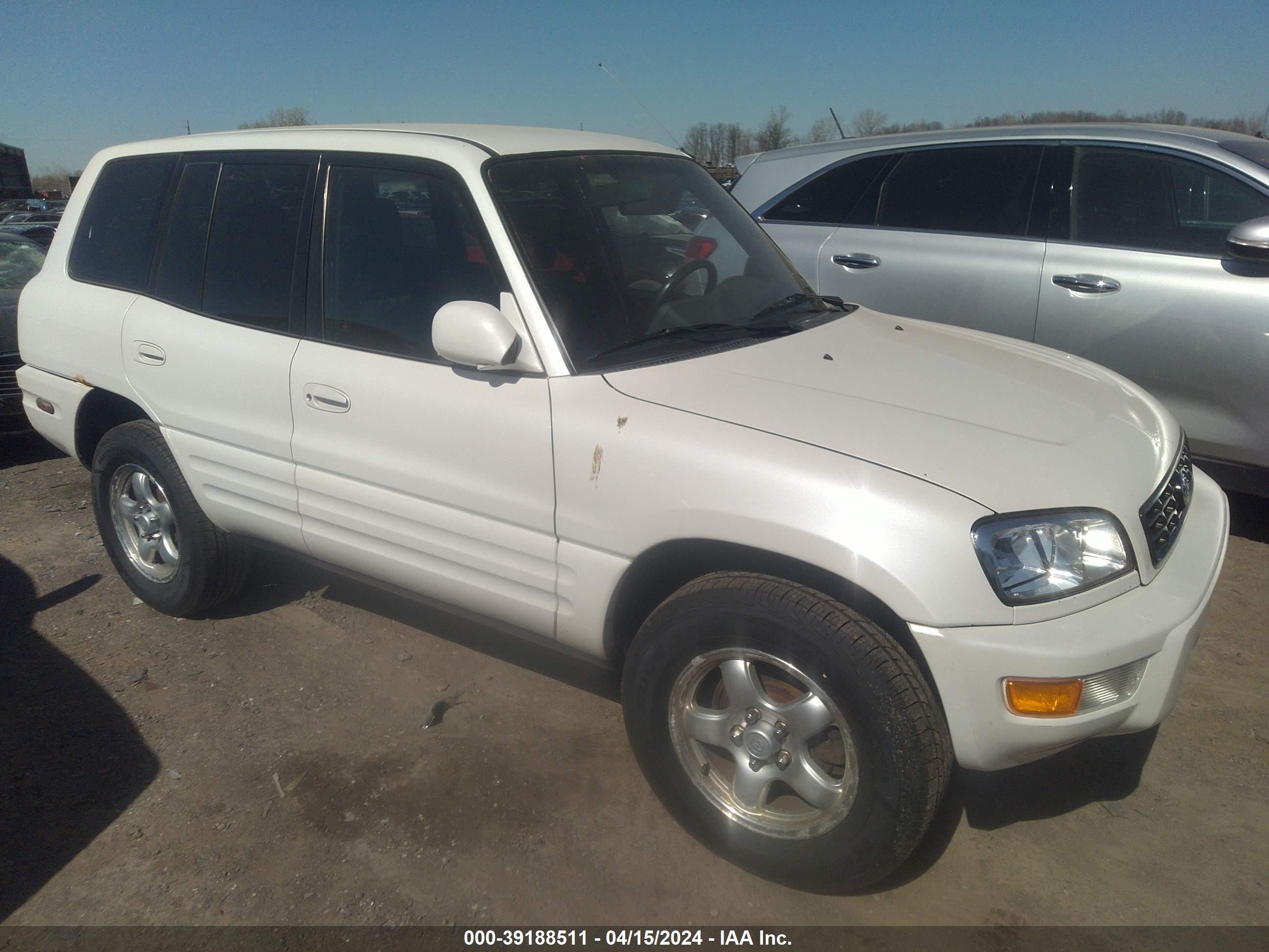 TOYOTA RAV 4 2000 jt3hp10vxy7155274