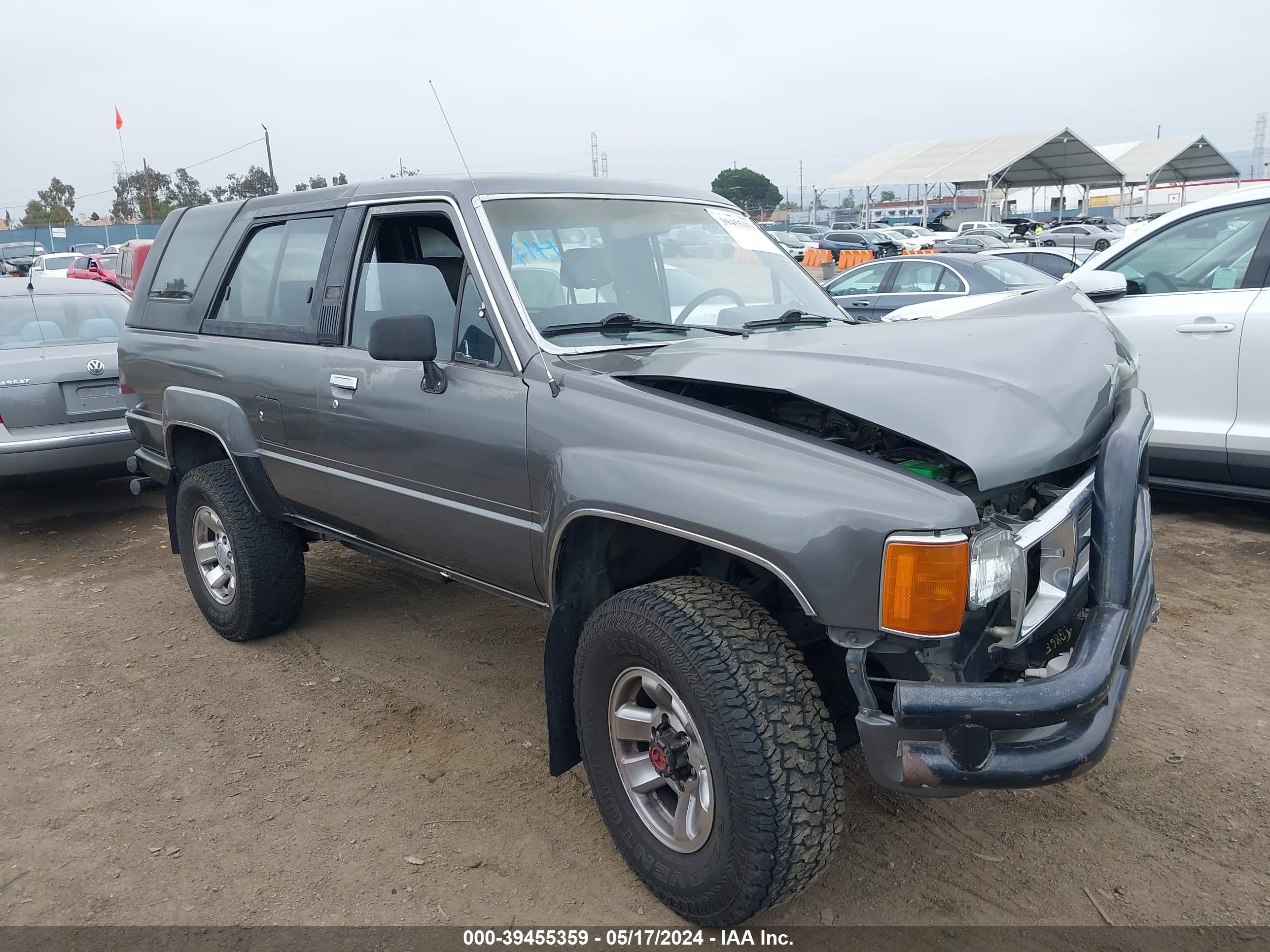 TOYOTA 4RUNNER 1988 jt4rn62d4j0230105