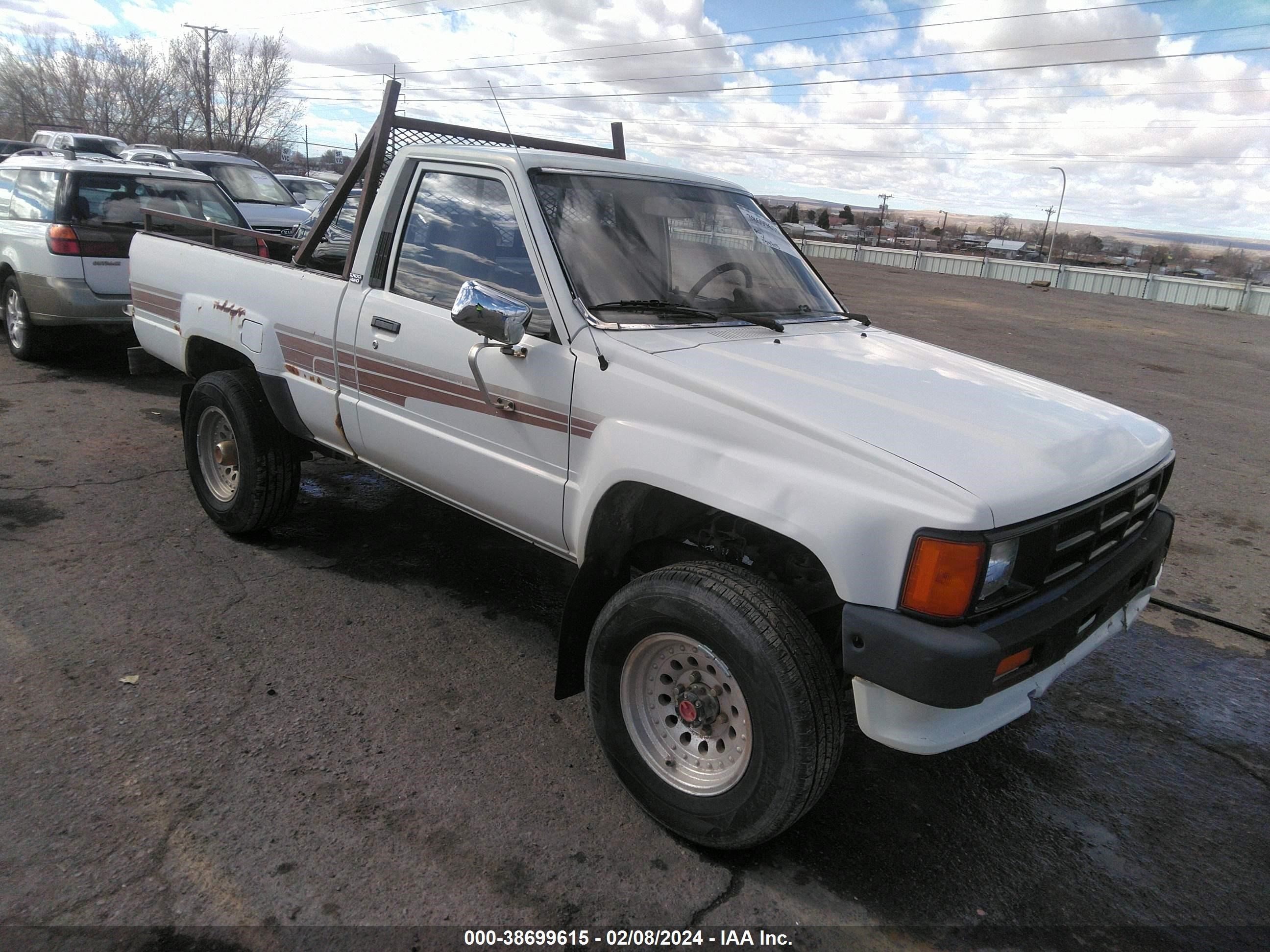 TOYOTA PICKUP 1986 jt4rn63r0g0073191