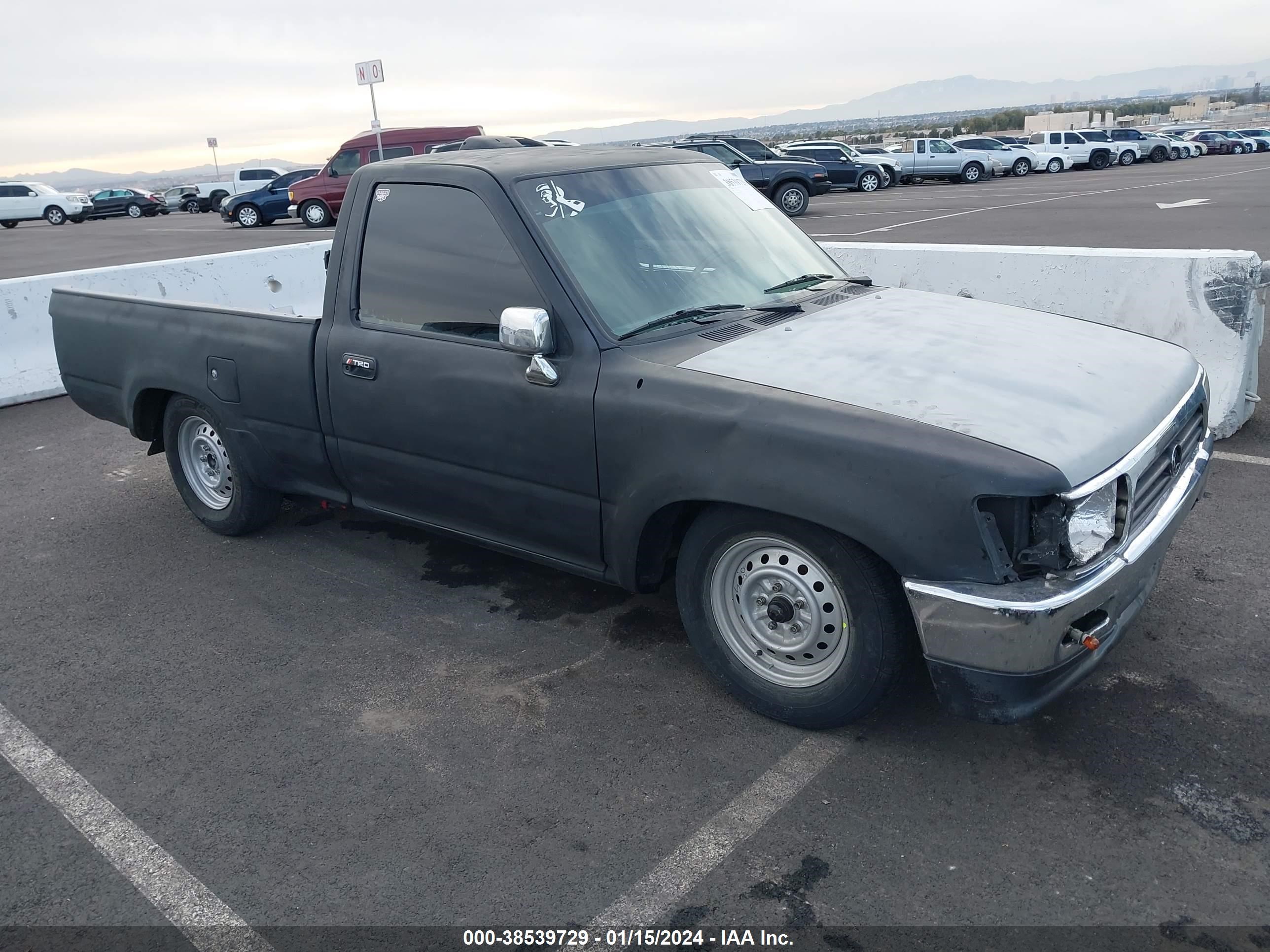 TOYOTA PICKUP 1994 jt4rn81a8r5181136