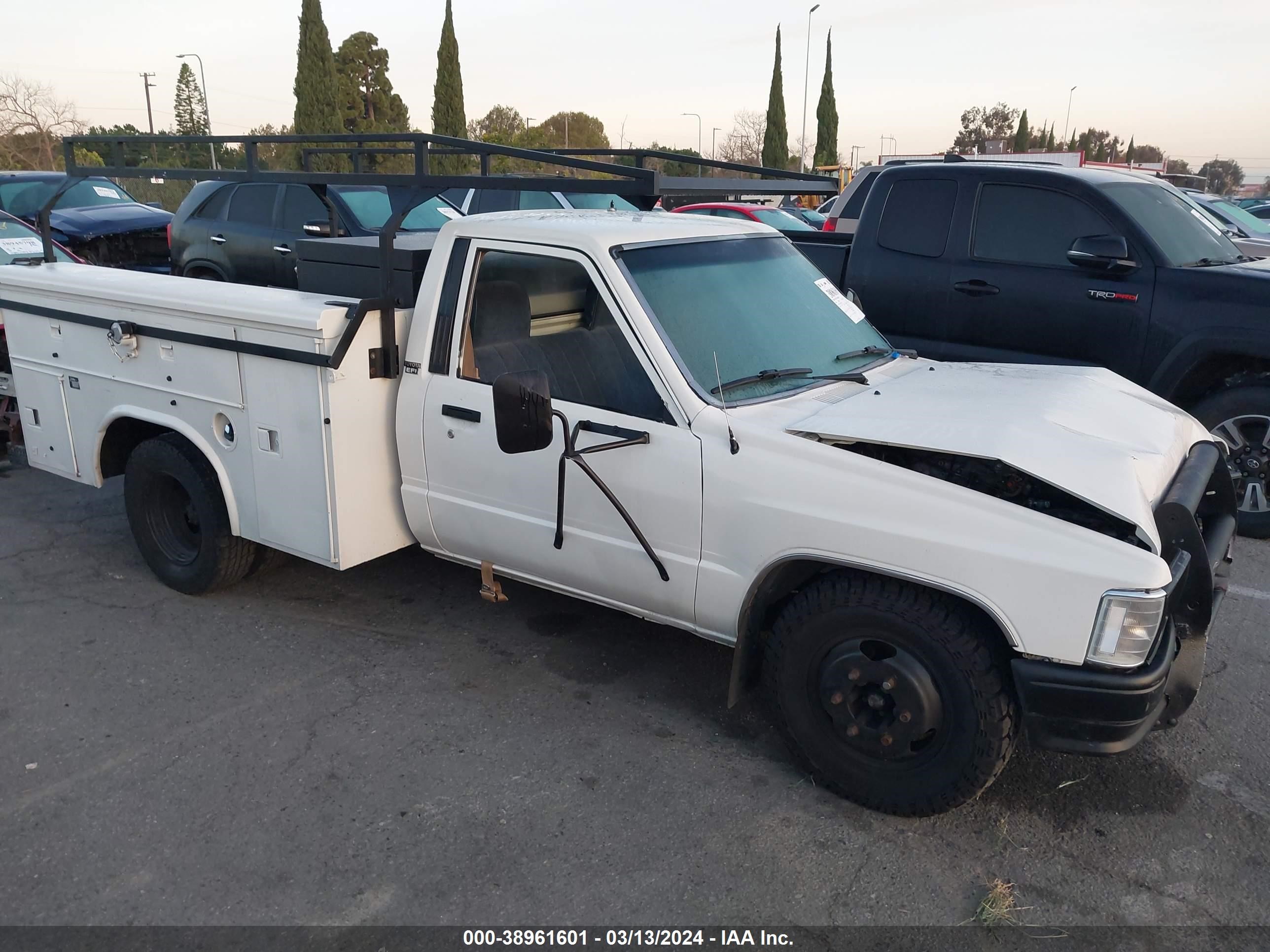 TOYOTA PICKUP 1987 jt5rn55txh7013491