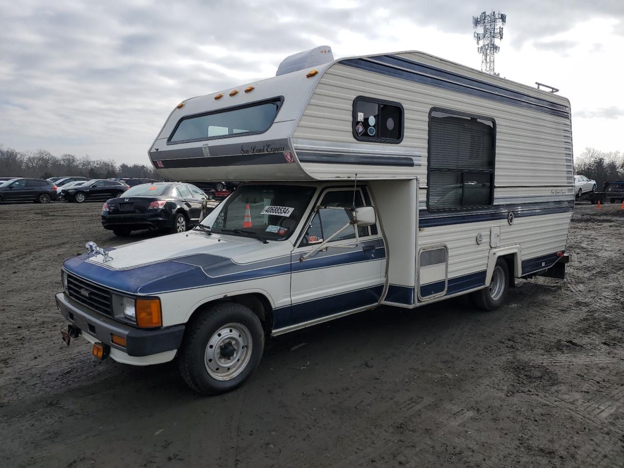 TOYOTA PICKUP 1986 jt5rn75u3g0008662