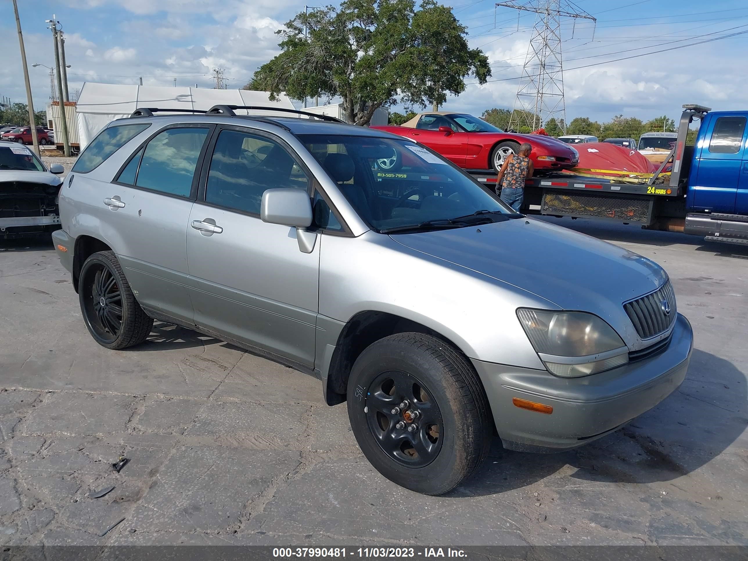 LEXUS RX 2000 jt6gf10u2y0067286