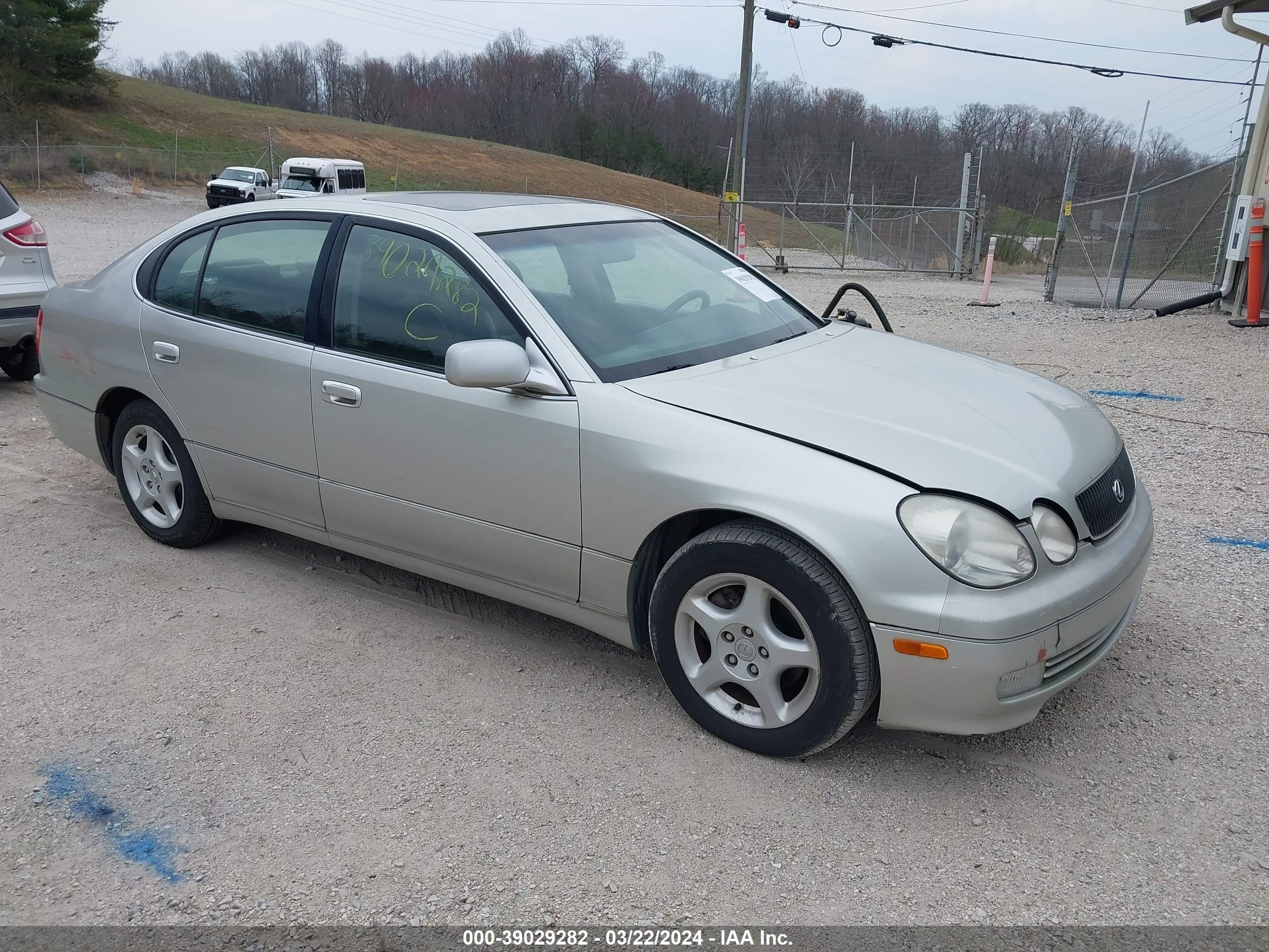 LEXUS GS 300 2000 jt8bd68s6y0097303