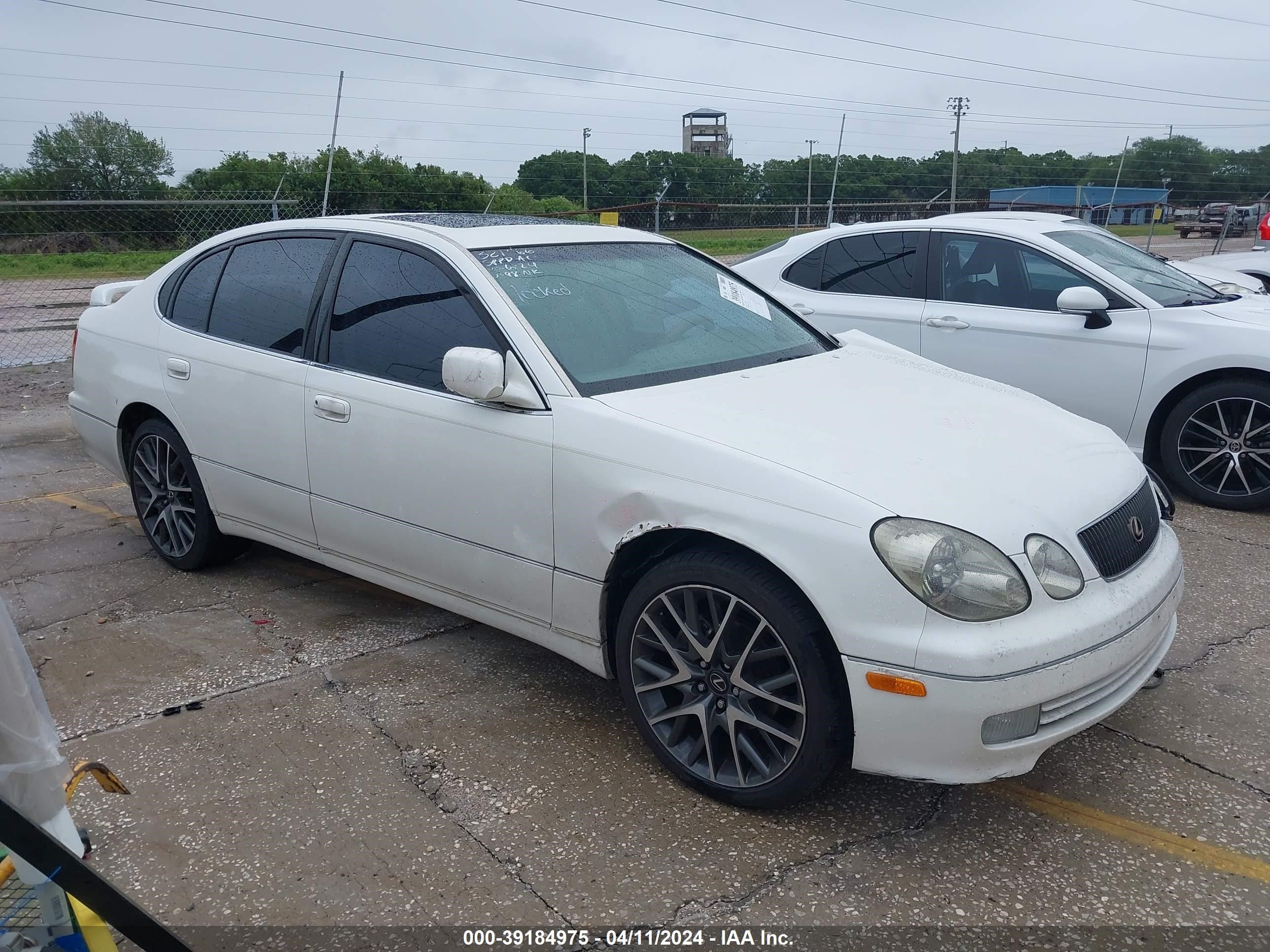 LEXUS GS 300 1998 jt8bd68s7w0038063