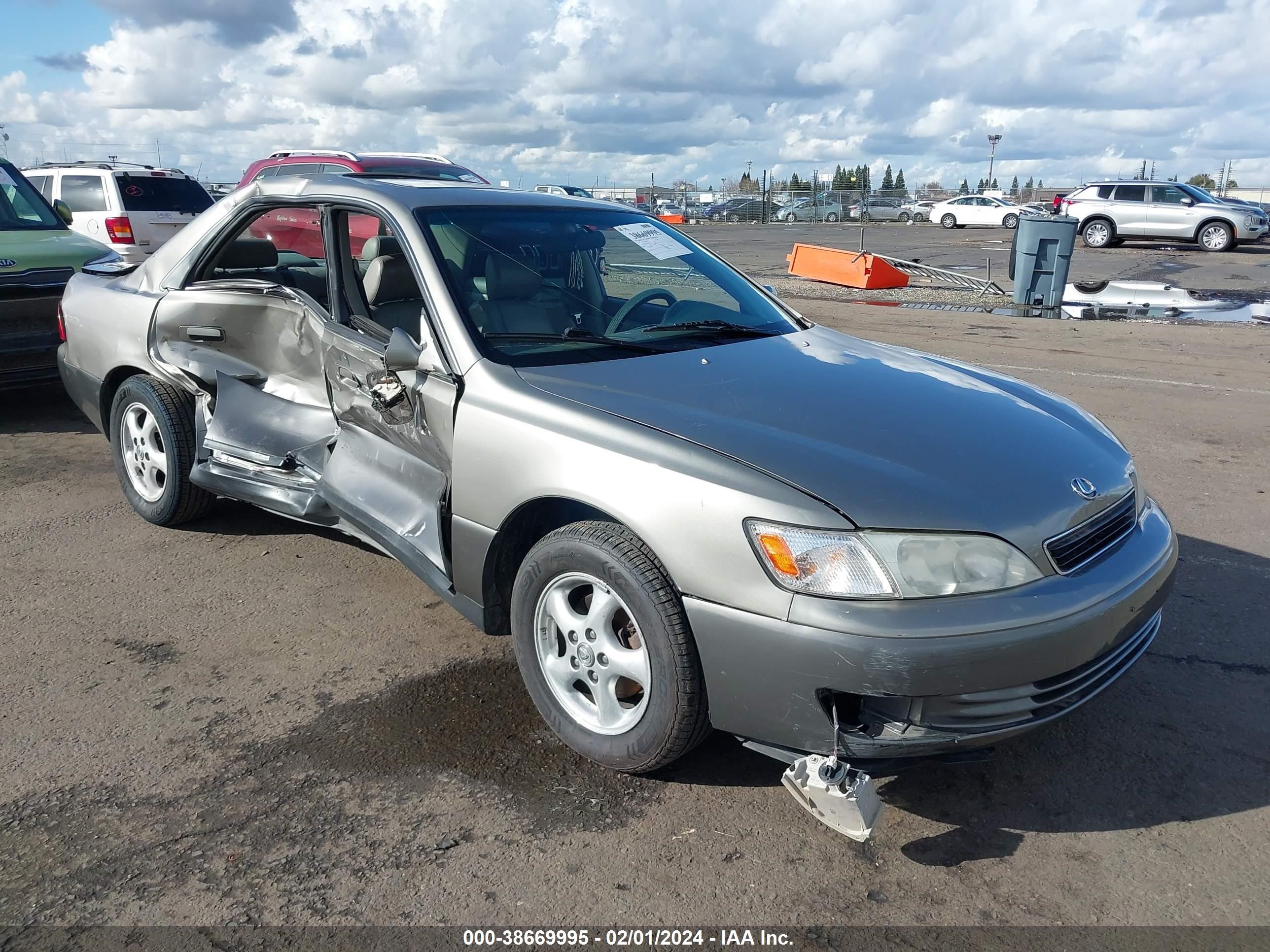 LEXUS ES 1997 jt8bf22g8v0051622