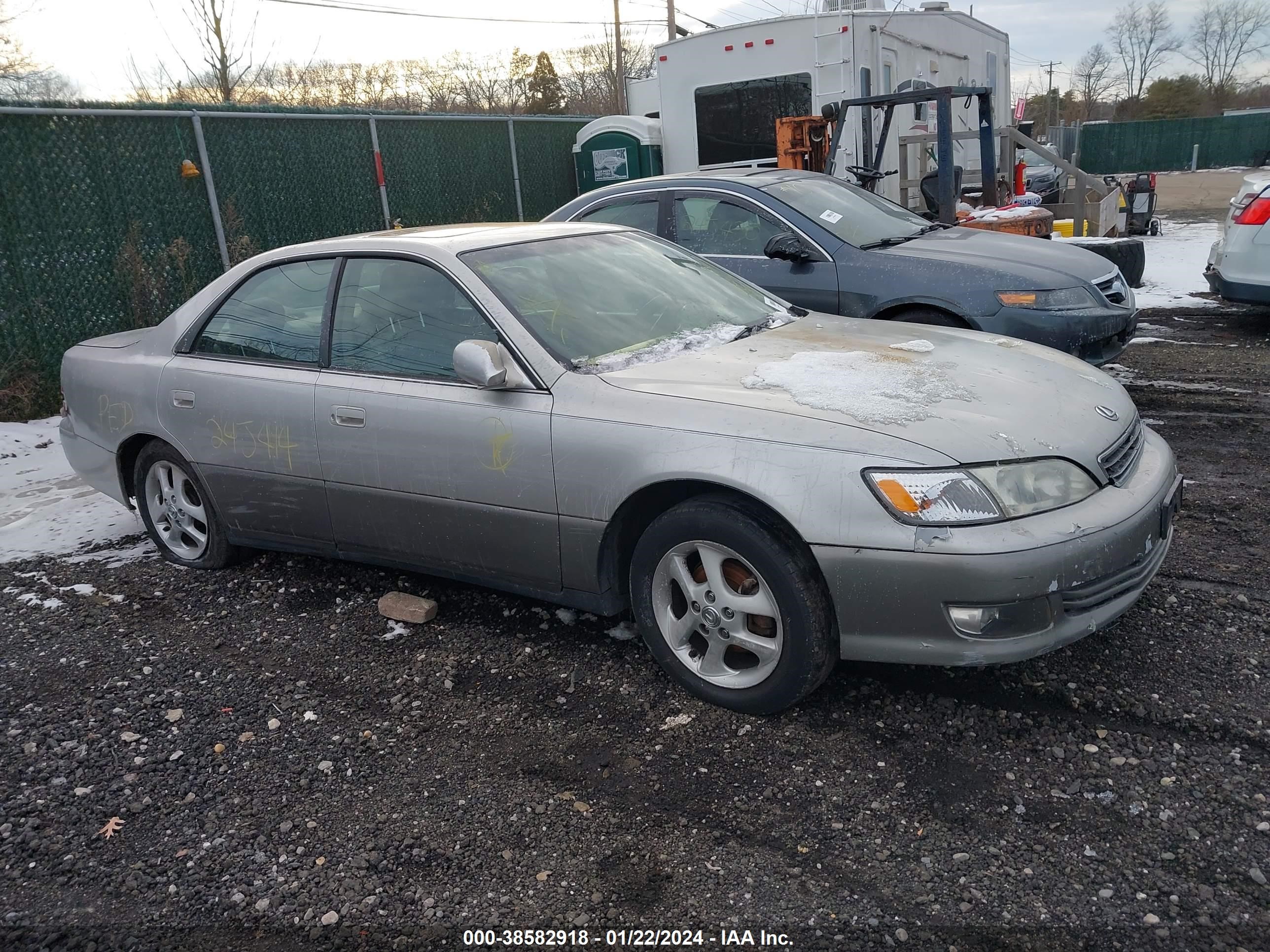 LEXUS ES 2001 jt8bf28g315104733