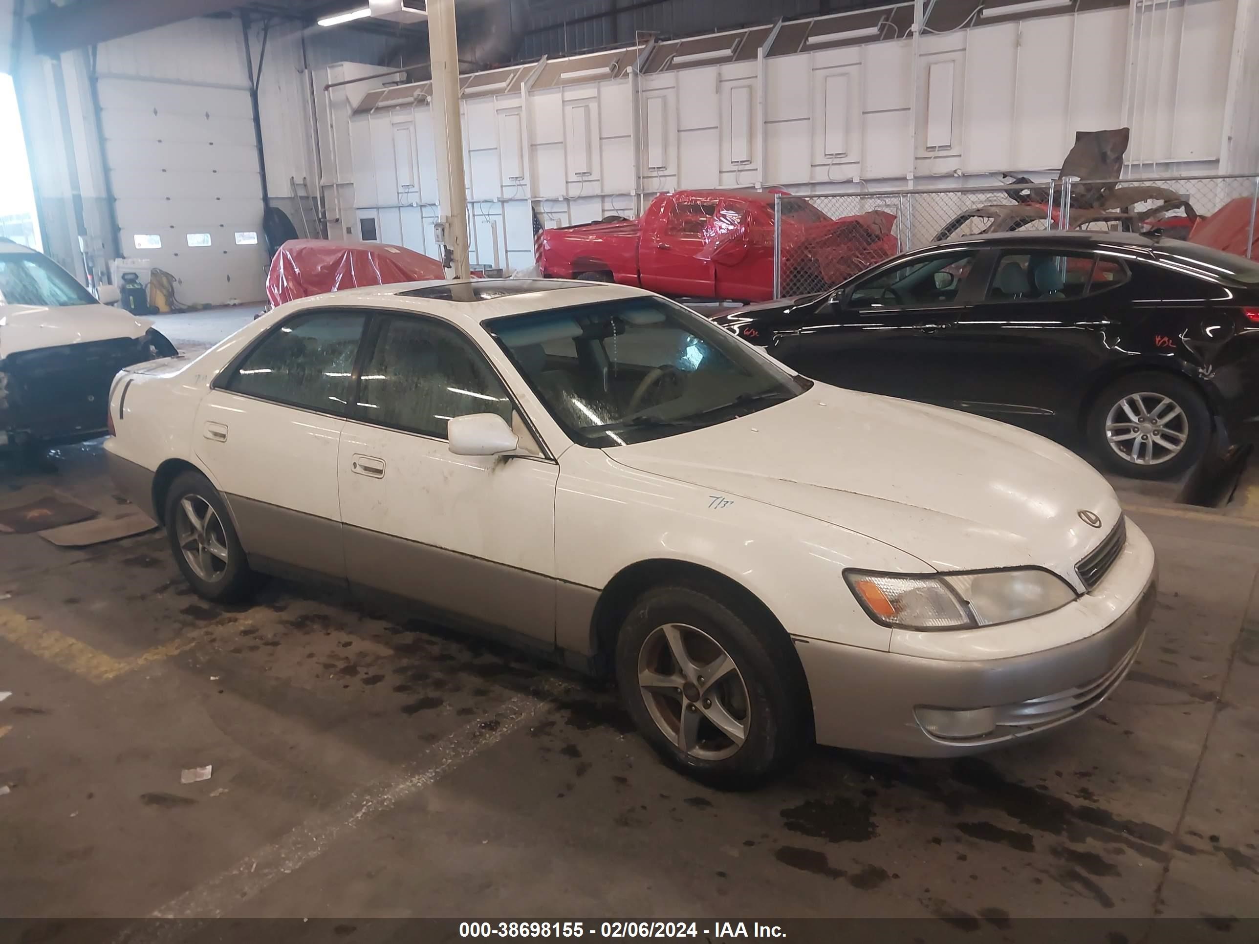 LEXUS ES 1998 jt8bf28g5w5044610