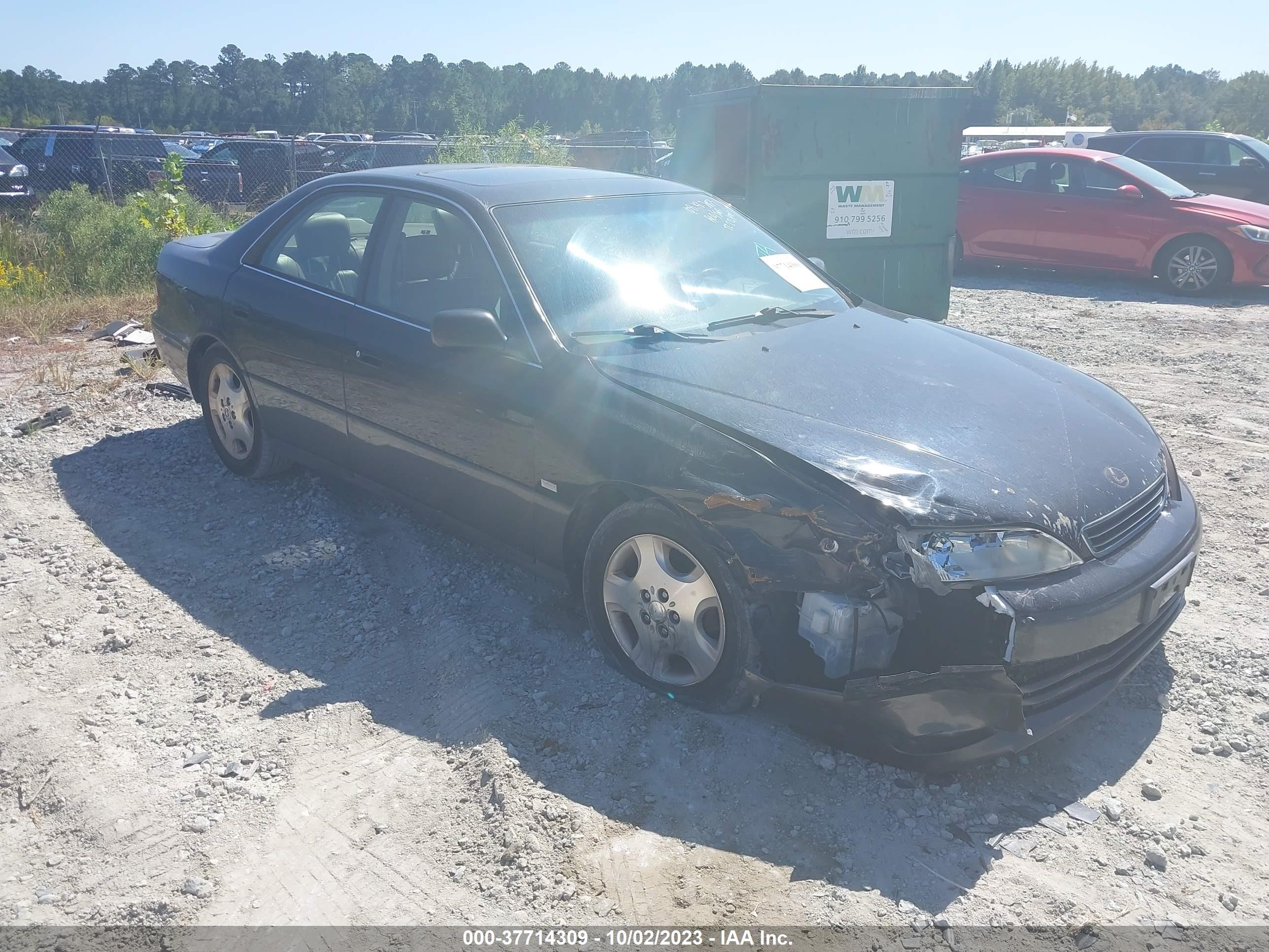 LEXUS ES 2000 jt8bf28g7y5100856