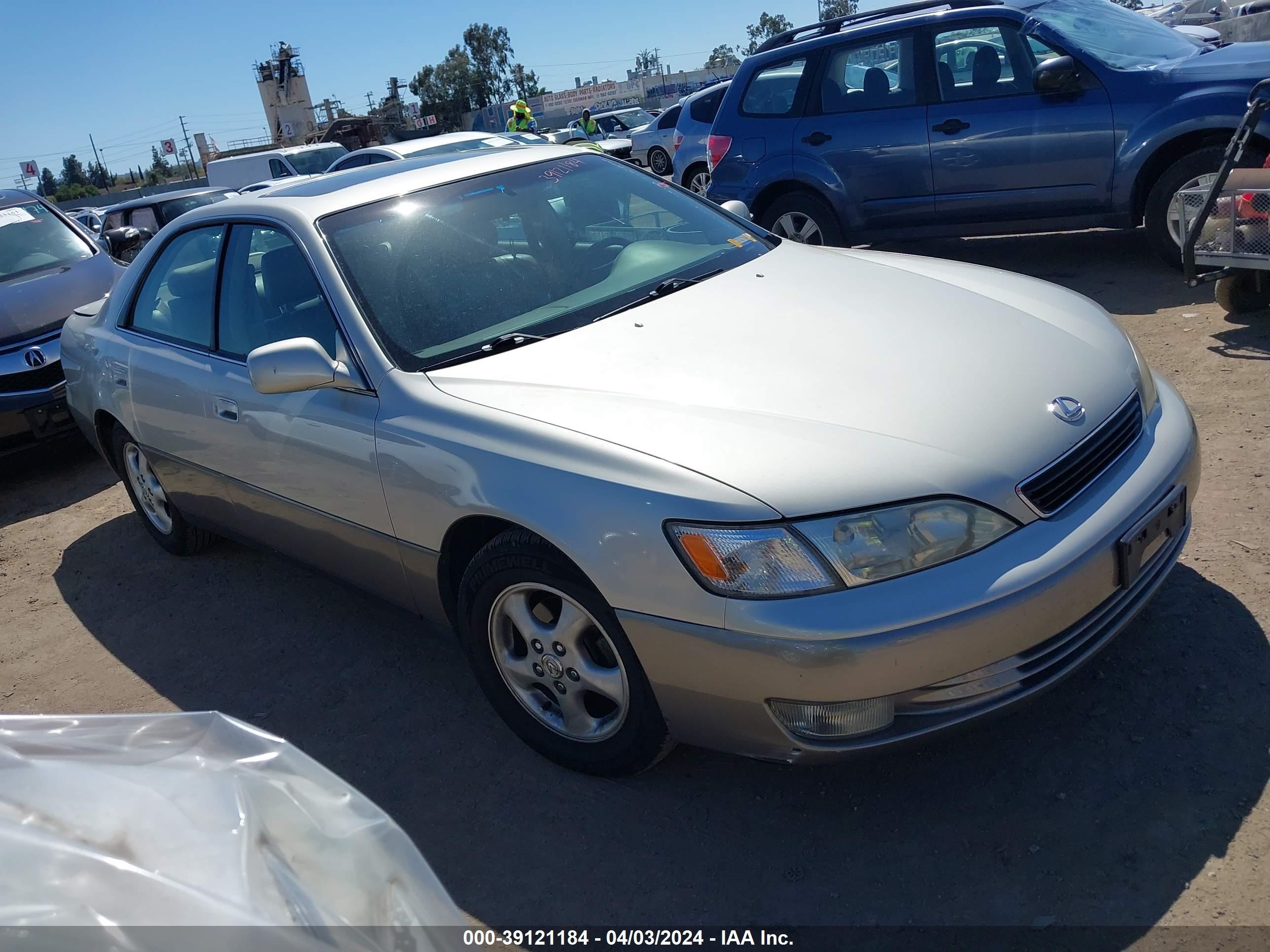 LEXUS ES 1999 jt8bf28g8x0228082