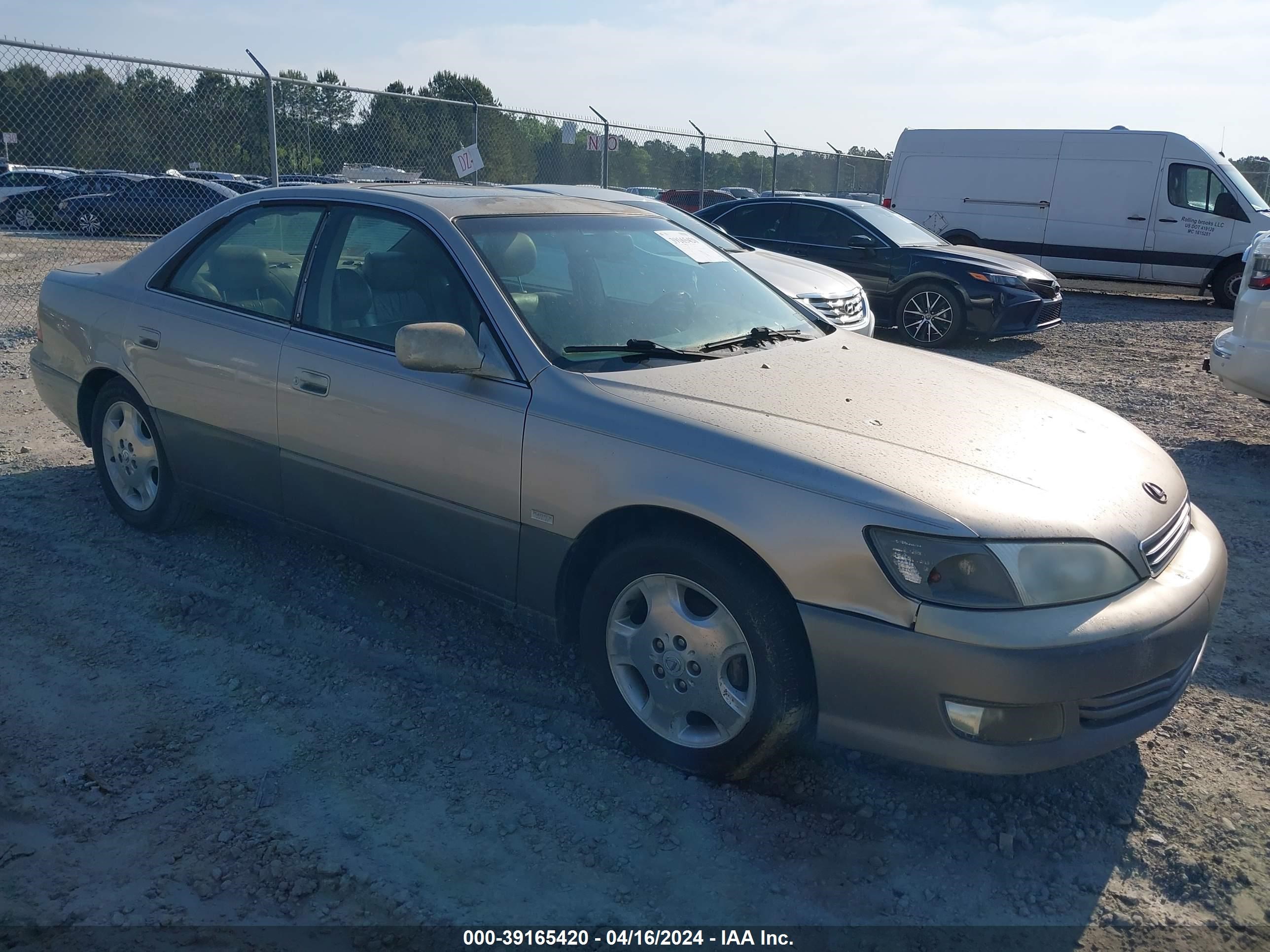 LEXUS ES 2000 jt8bf28g8y0283648