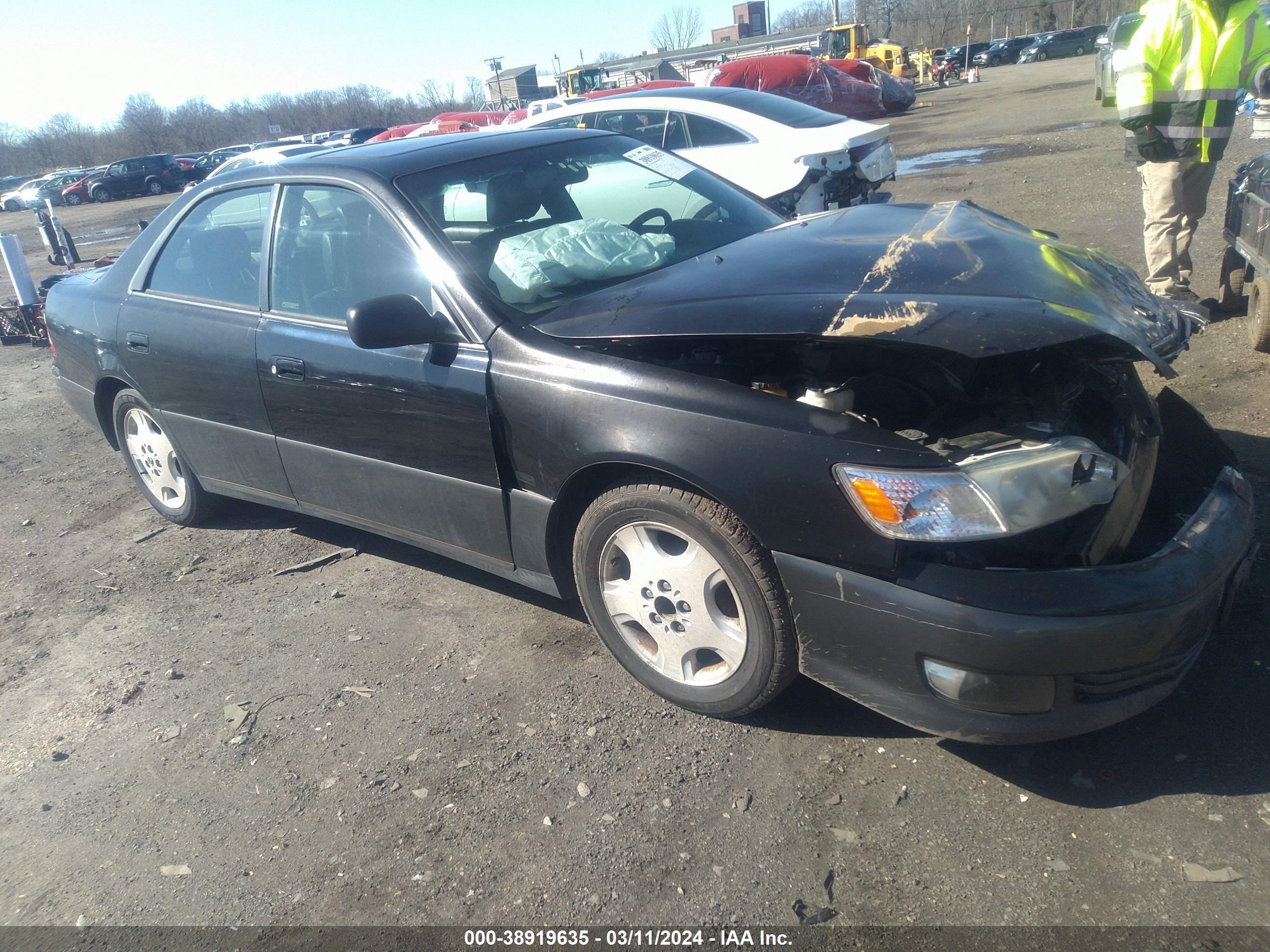 LEXUS ES 2000 jt8bf28g8y5103734