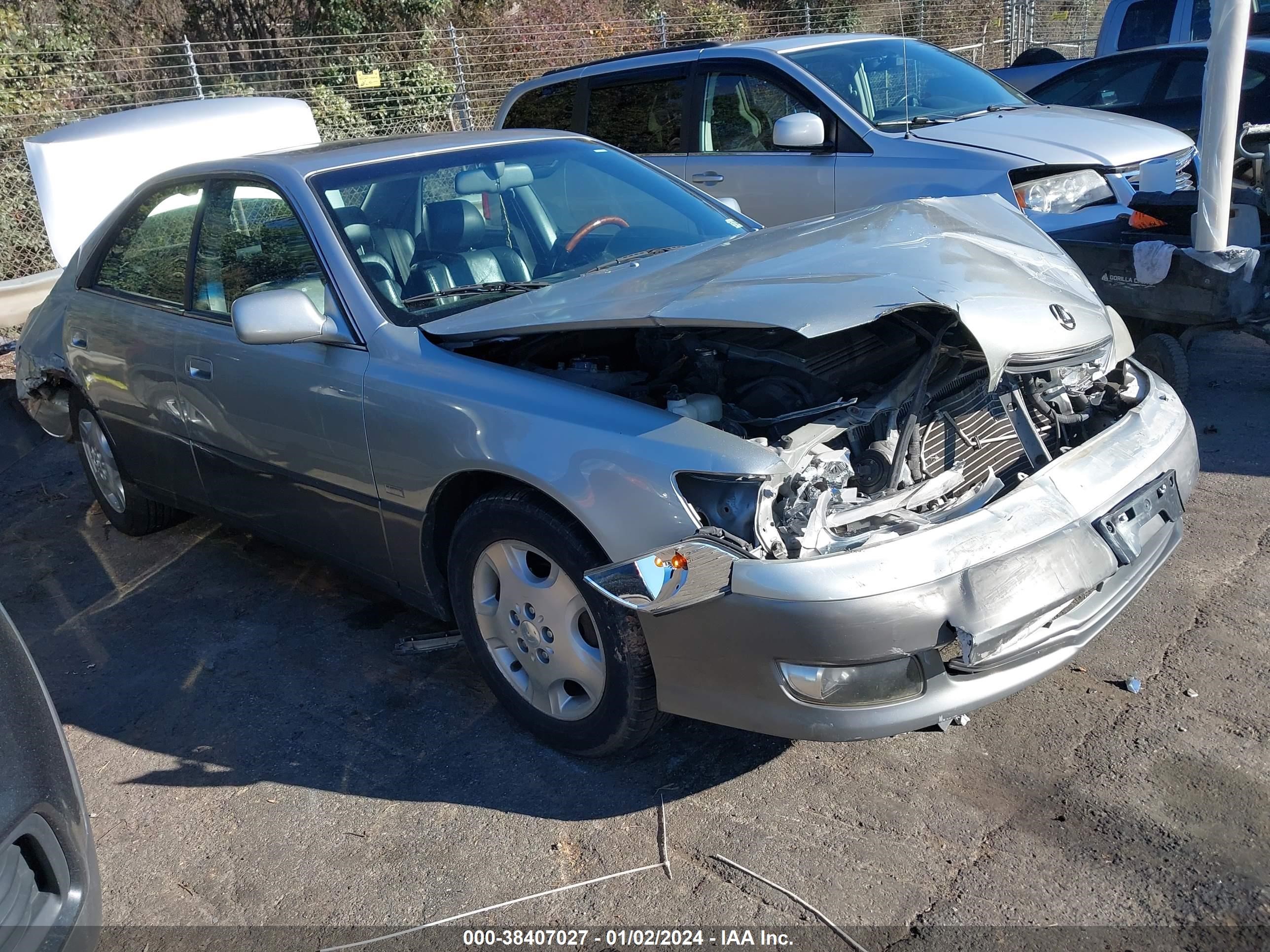 LEXUS ES 2000 jt8bf28g9y0265174