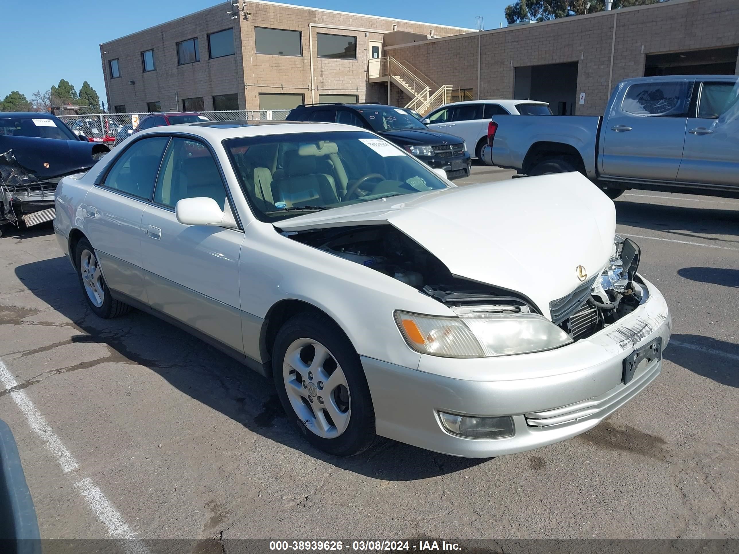 LEXUS ES 2000 jt8bf28g9y5080030