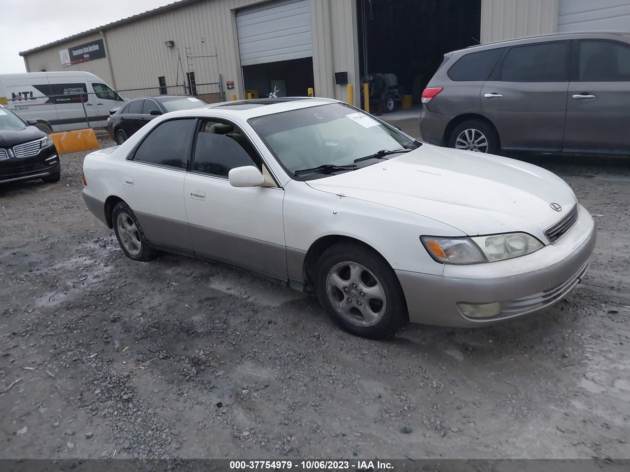 LEXUS ES 1998 jt8bf28gxw5032713