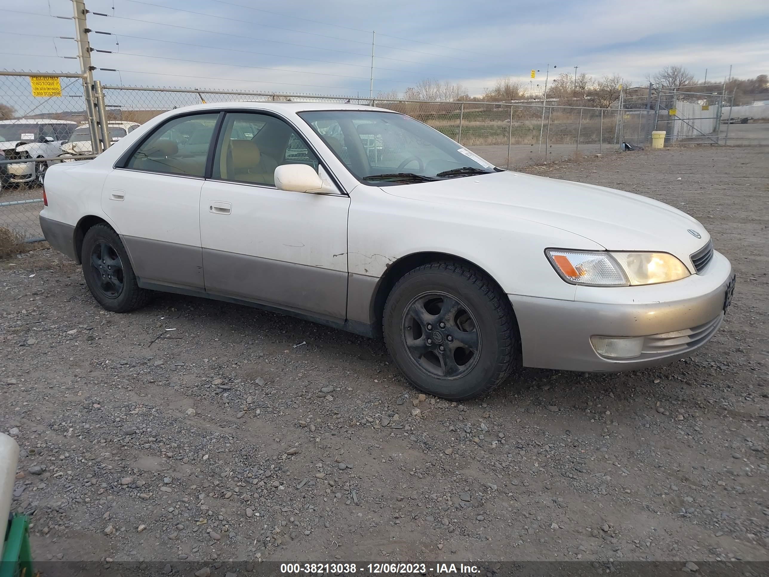 LEXUS ES 1999 jt8bf28gxx0218265