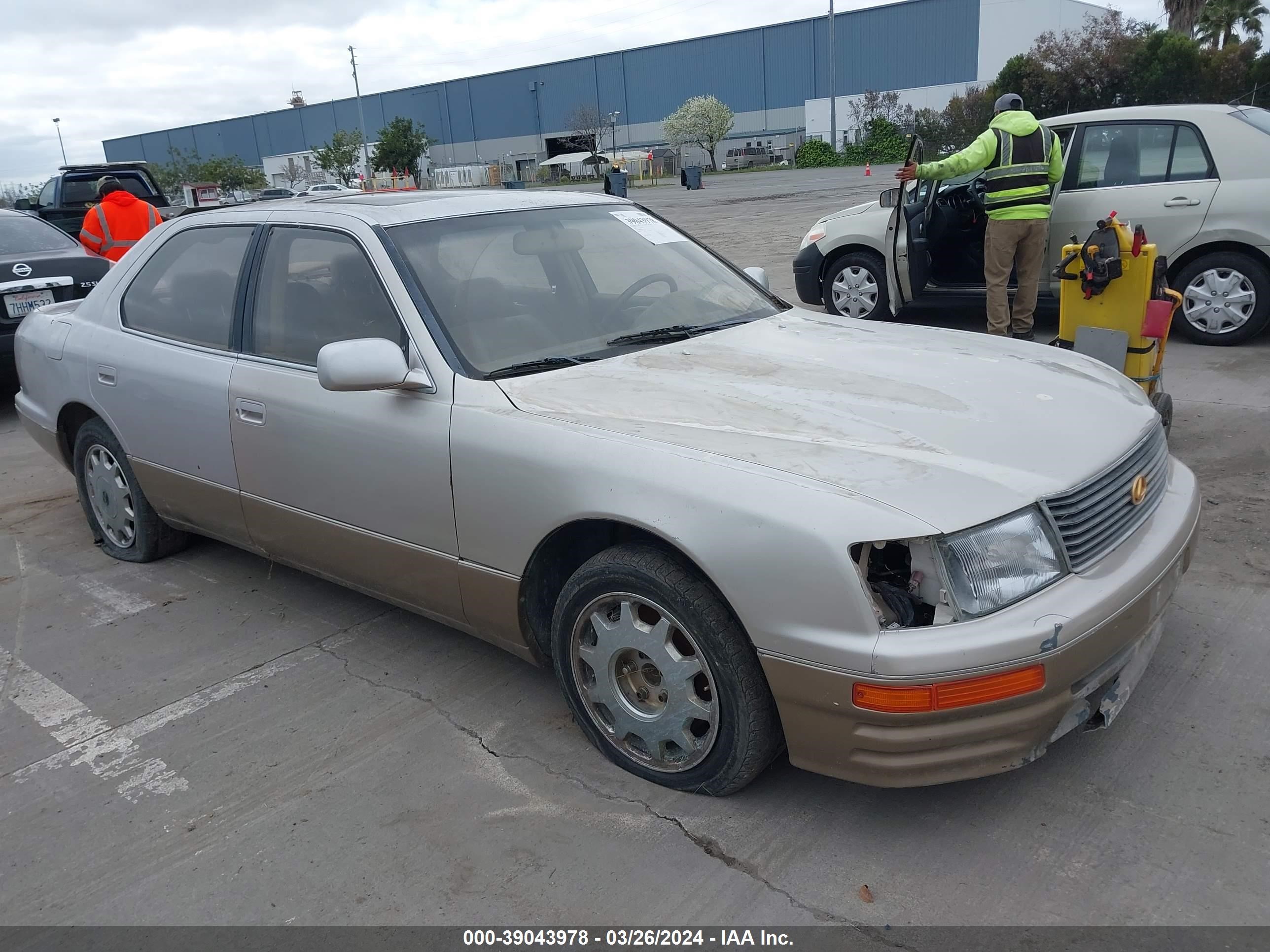 LEXUS LS 1996 jt8bh22f9t0047416