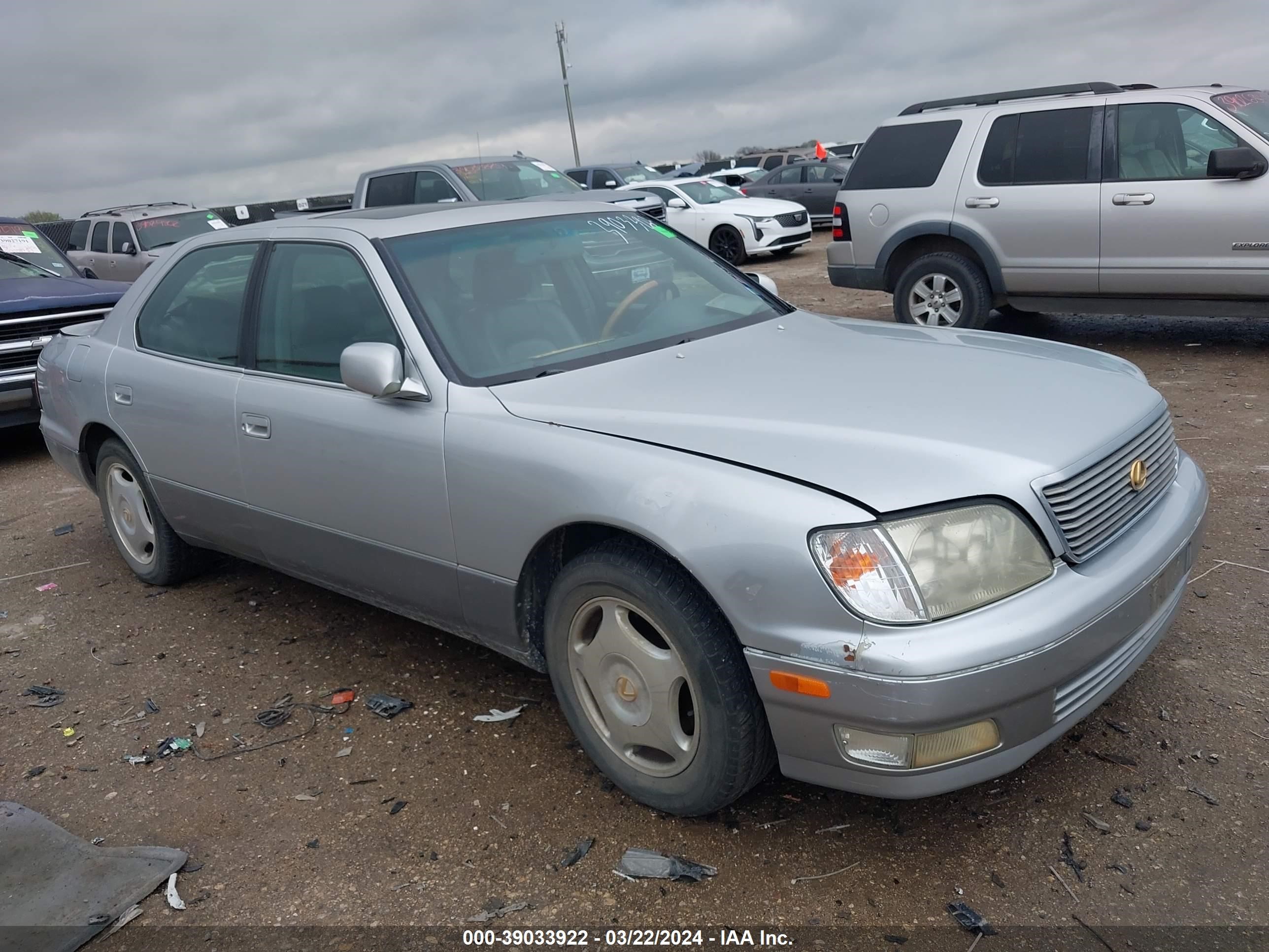 LEXUS LS 1999 jt8bh28f4x0165256