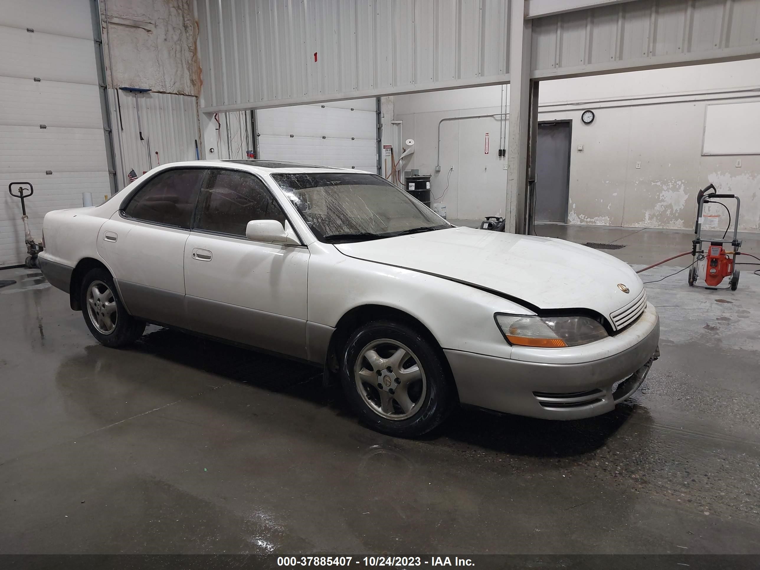 LEXUS ES 1995 jt8gk13t3s0090699