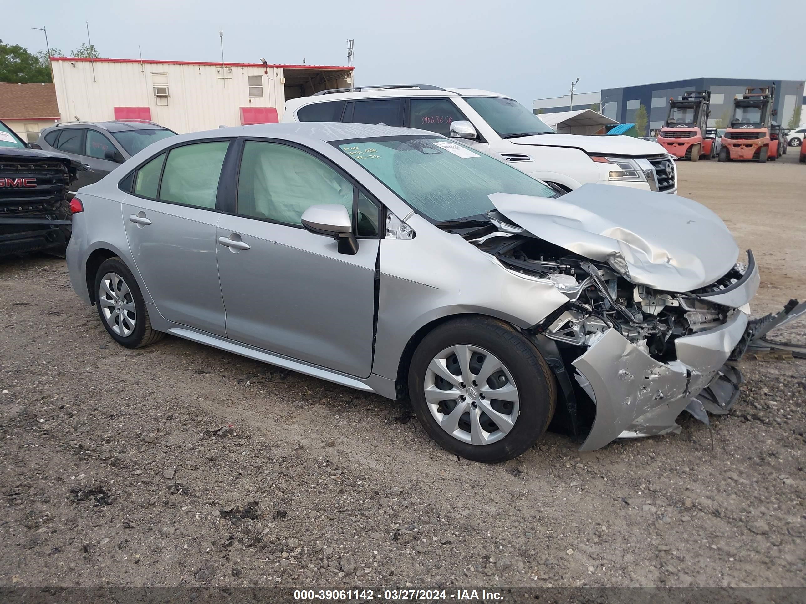 TOYOTA COROLLA 2023 jtdb4mee8p3000202