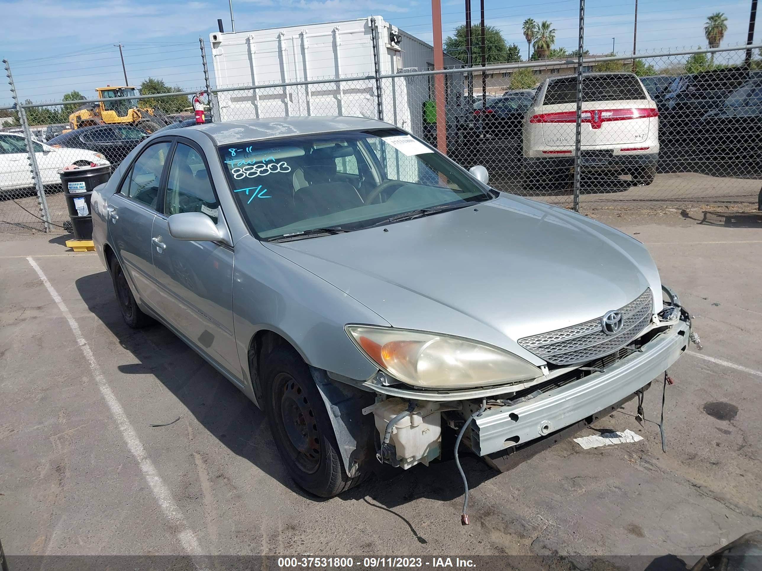 TOYOTA CAMRY 2002 jtdbe30k220131124