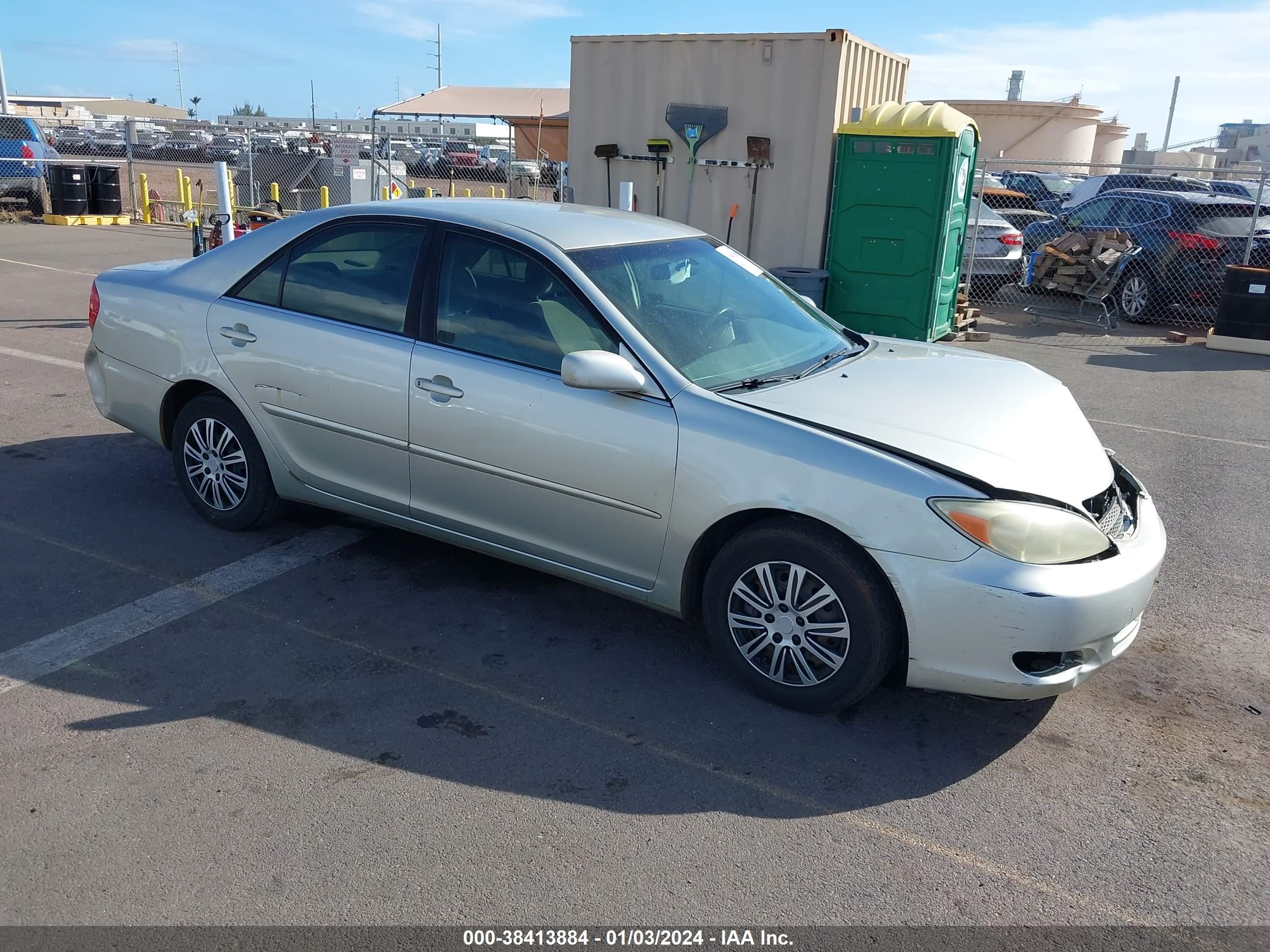 TOYOTA CAMRY 2004 jtdbe30k240269376