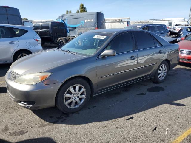 TOYOTA CAMRY LE 2002 jtdbe30k620122555