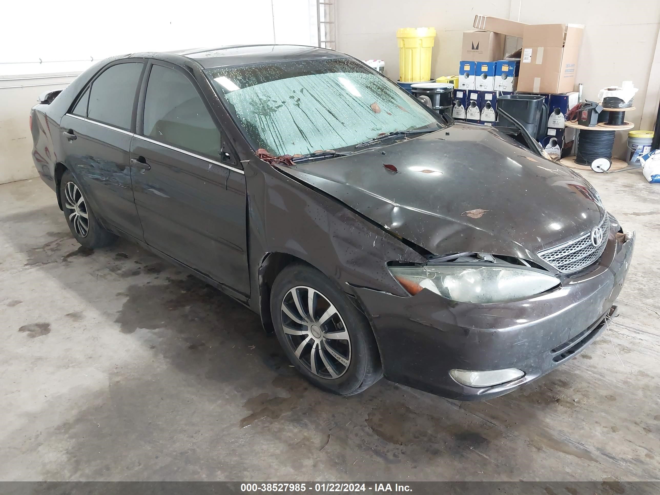 TOYOTA CAMRY 2004 jtdbe30k940258293