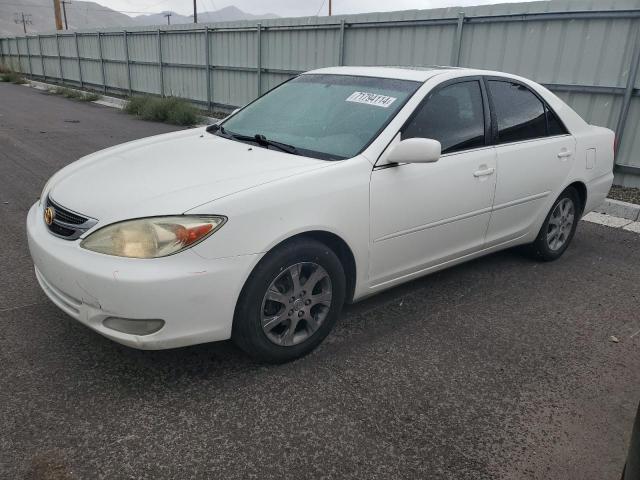 TOYOTA CAMRY LE 2004 jtdbe30k940282321