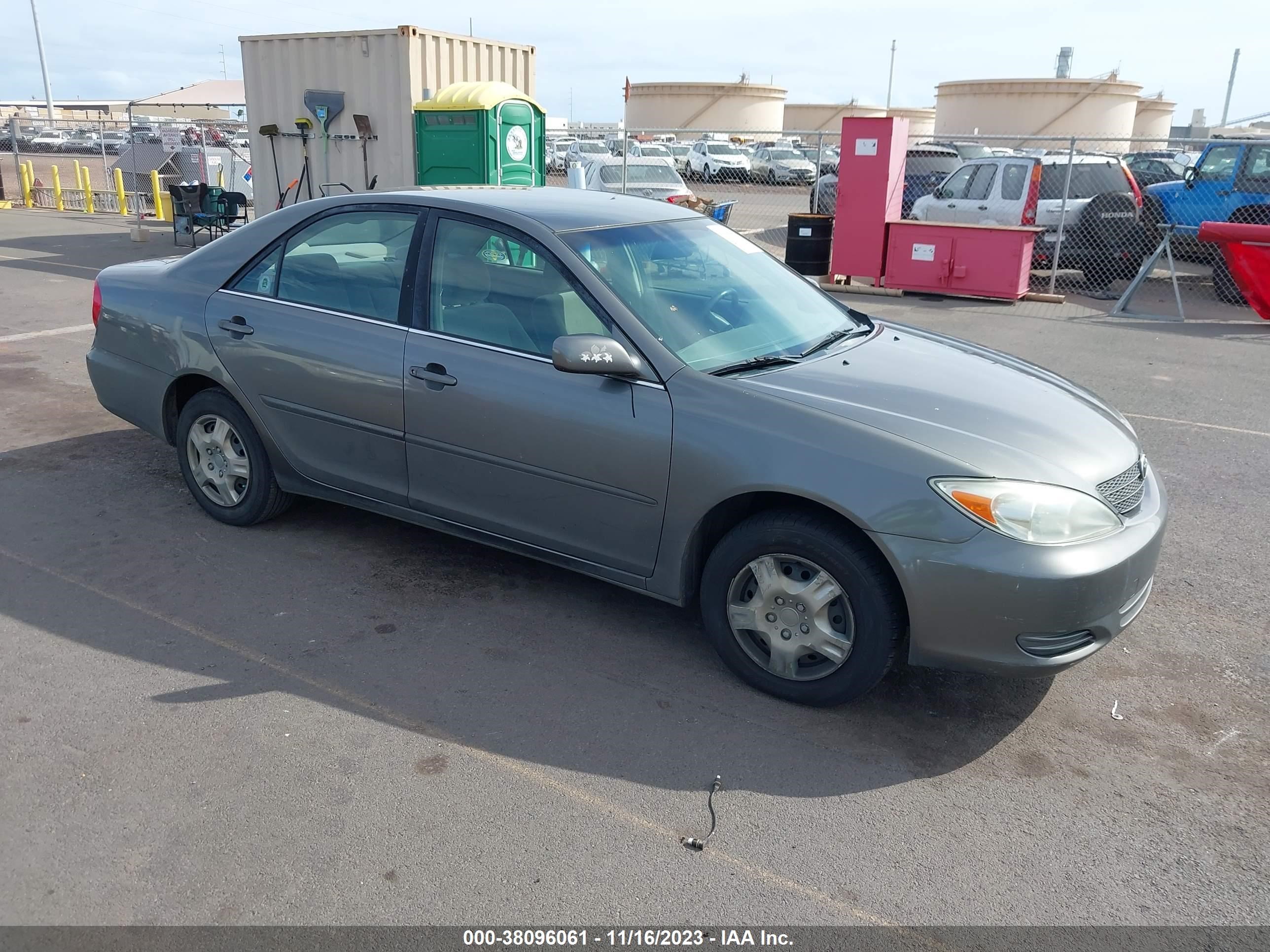 TOYOTA CAMRY 2004 jtdbe32k040259572