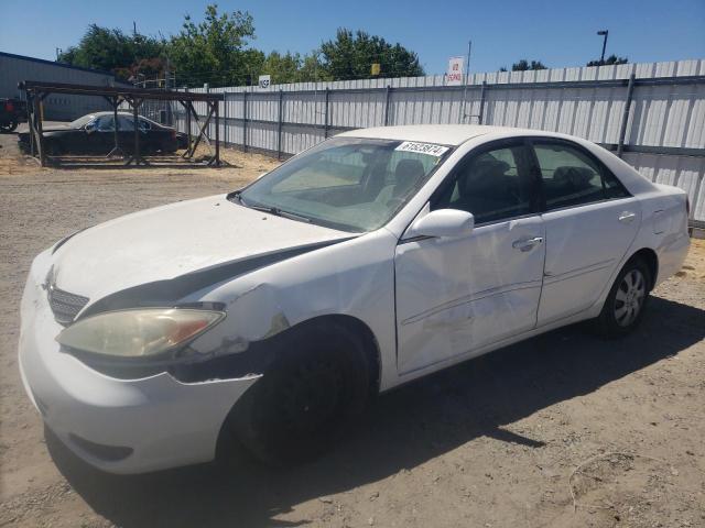 TOYOTA CAMRY LE 2002 jtdbe32k120018388