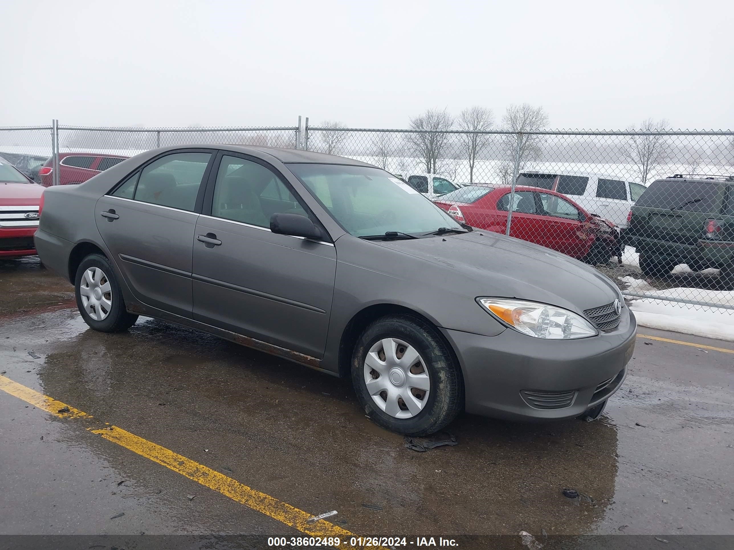 TOYOTA CAMRY 2002 jtdbe32k120020089