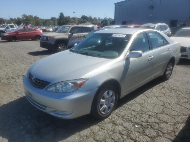 TOYOTA CAMRY LE 2002 jtdbe32k120073231