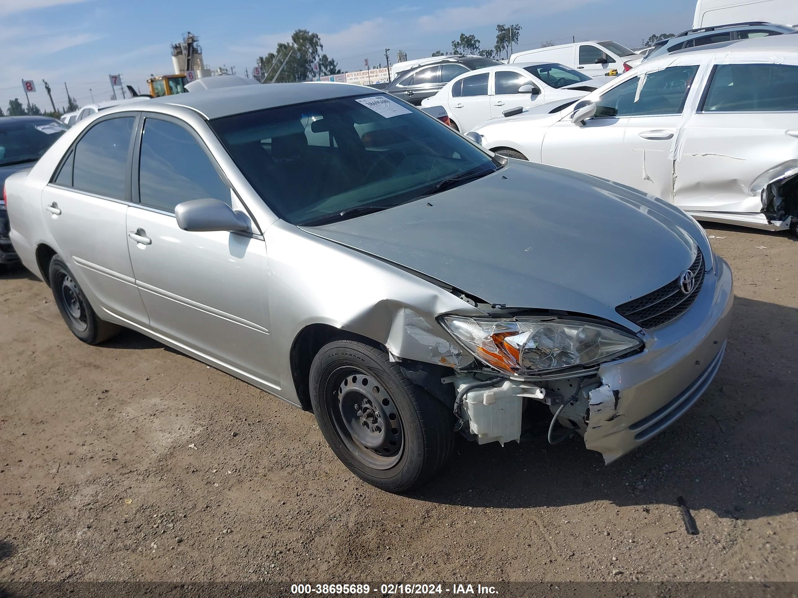 TOYOTA CAMRY 2004 jtdbe32k240266071