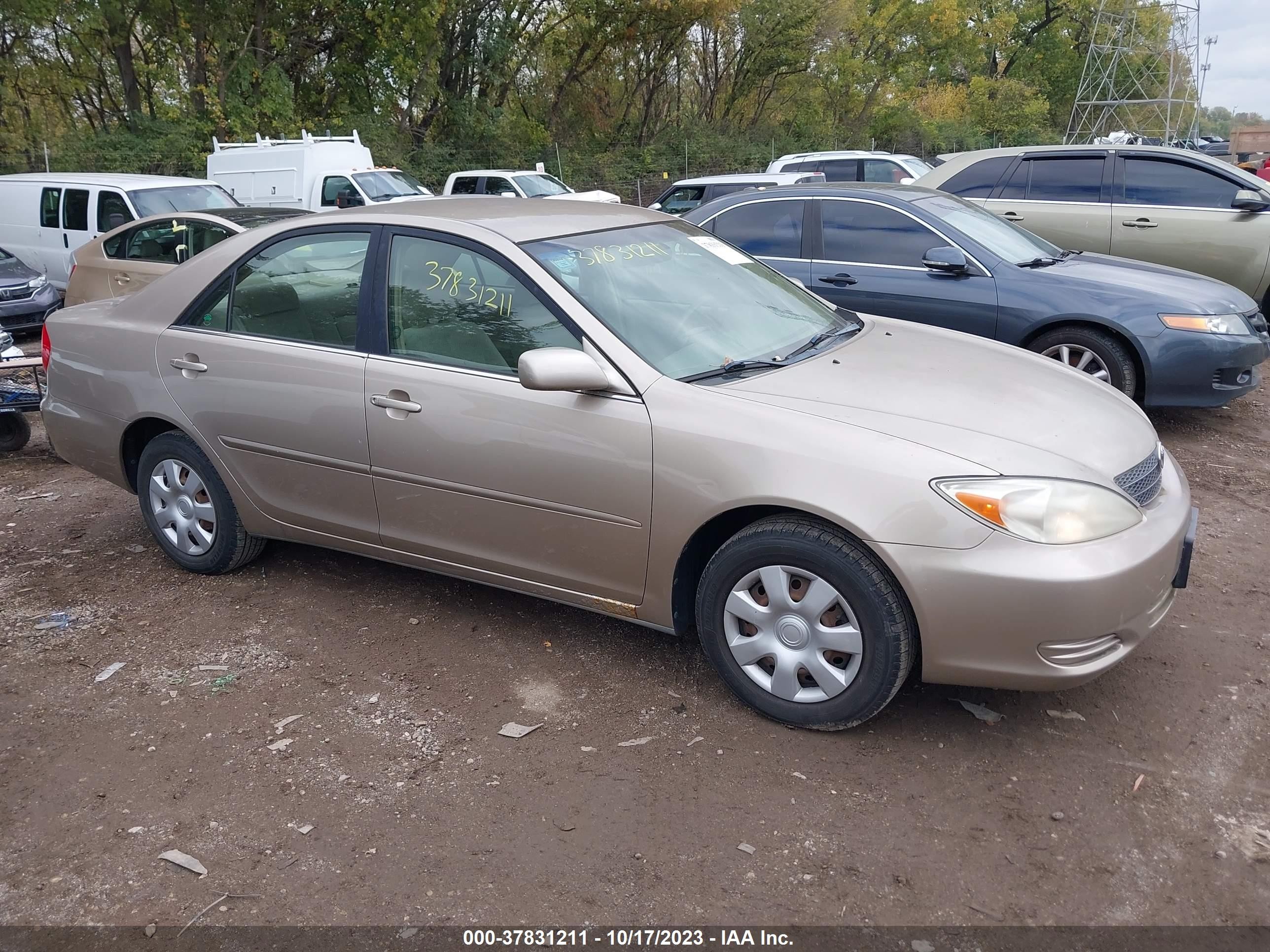 TOYOTA CAMRY 2003 jtdbe32k330157343