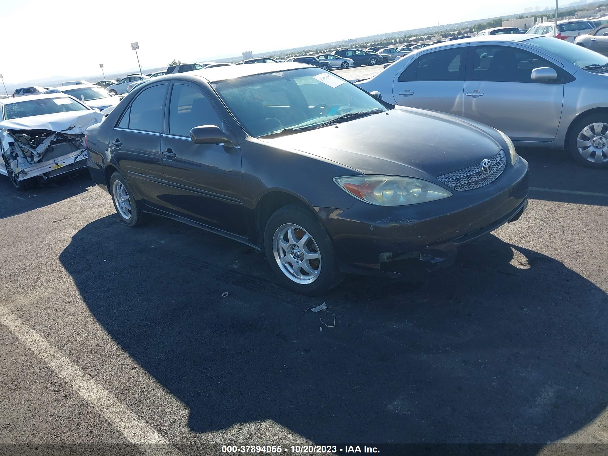 TOYOTA CAMRY 2002 jtdbe32k520030043