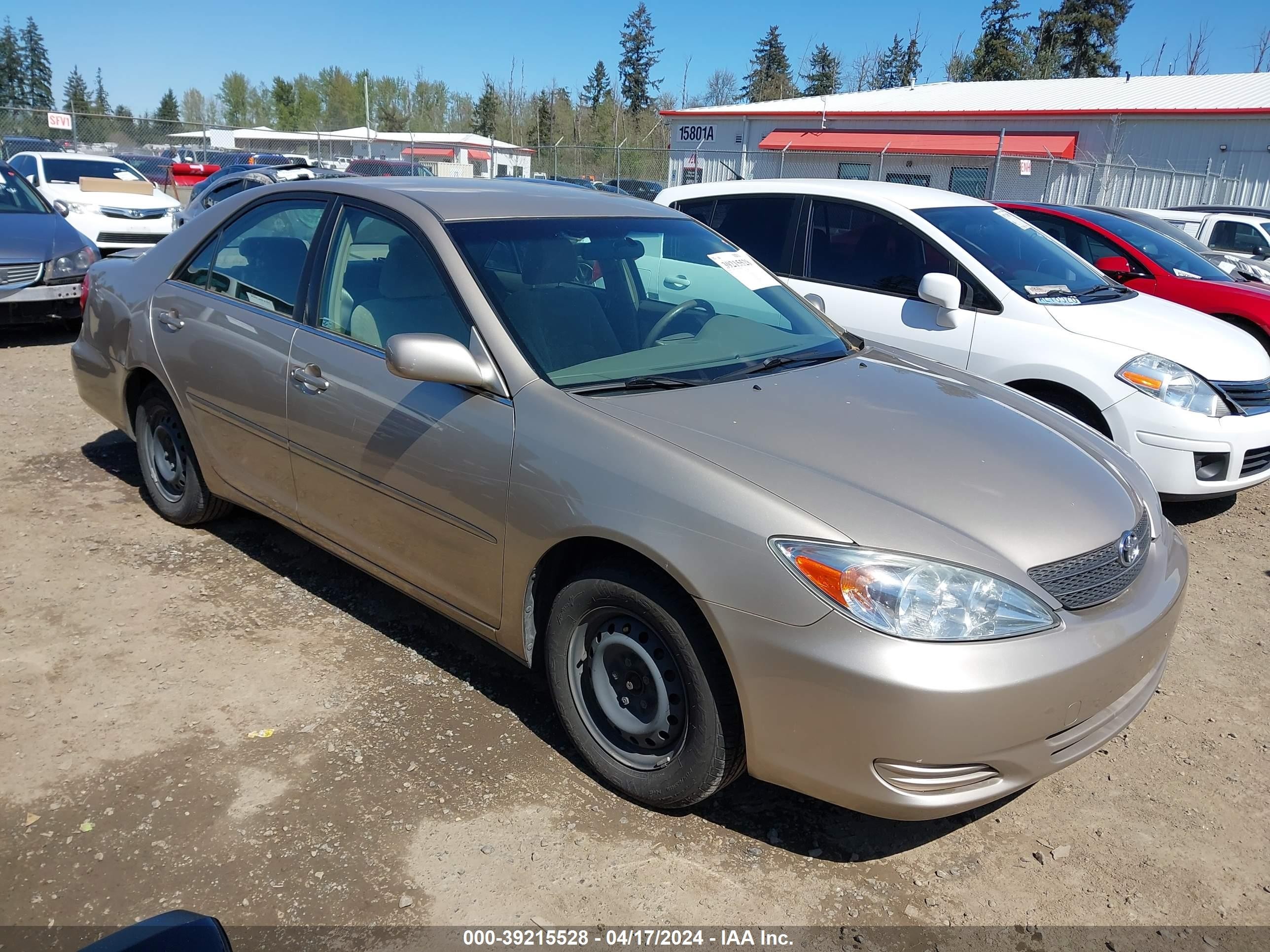 TOYOTA CAMRY 2002 jtdbe32k520064242