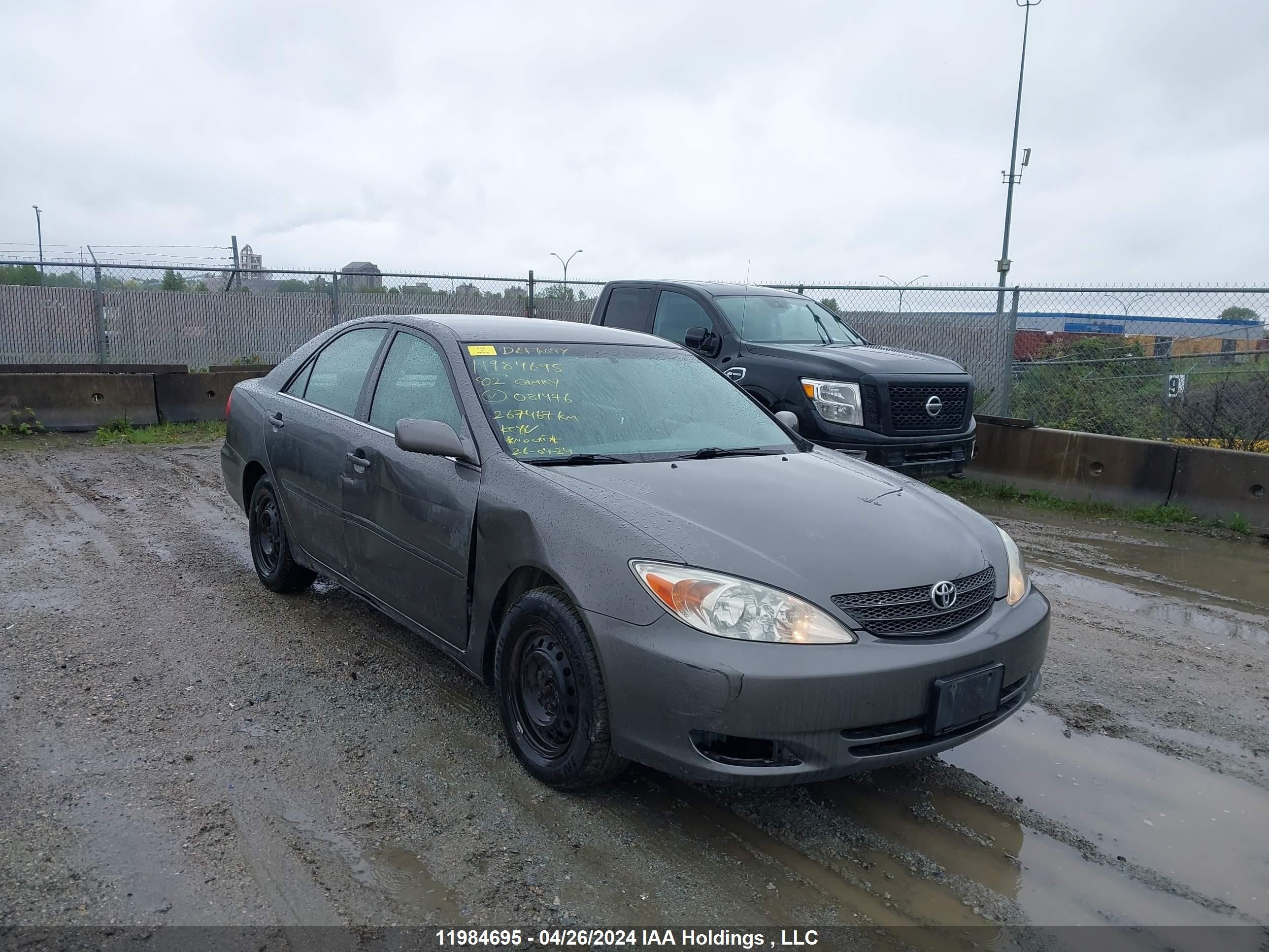 TOYOTA CAMRY 2002 jtdbe32k520081476