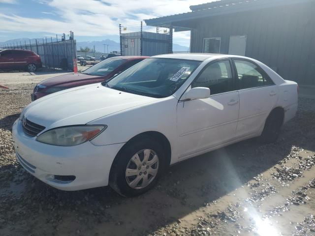 TOYOTA CAMRY LE 2002 jtdbe32k520090095