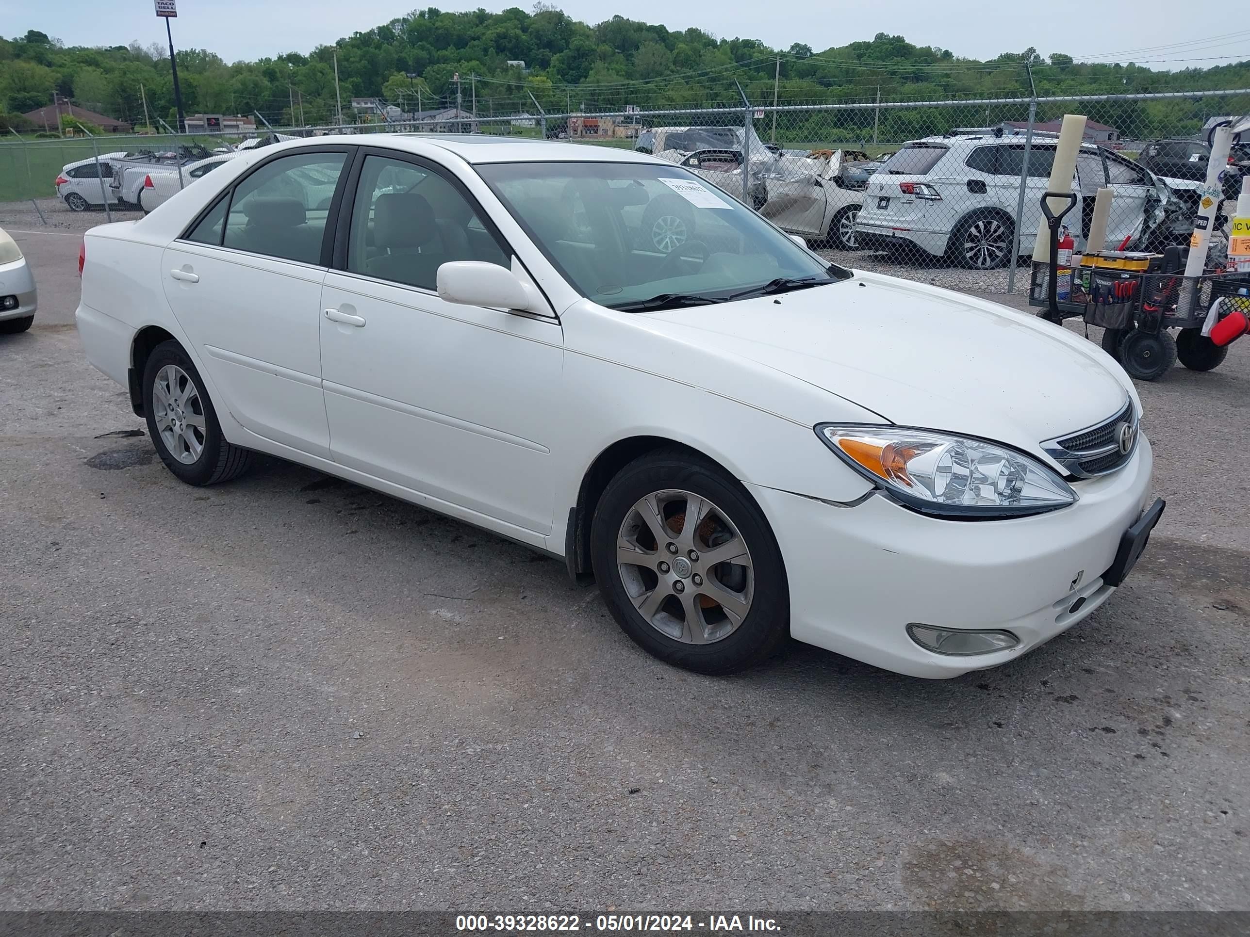 TOYOTA CAMRY 2004 jtdbe32k640281835