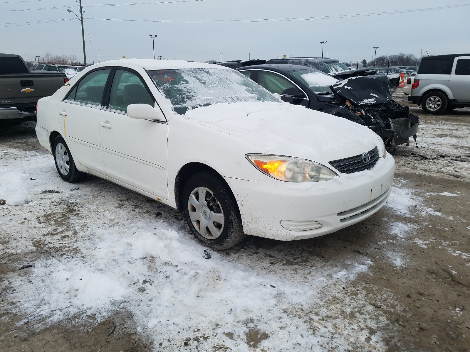 TOYOTA CAMRY LE 2002 jtdbe32k720030383