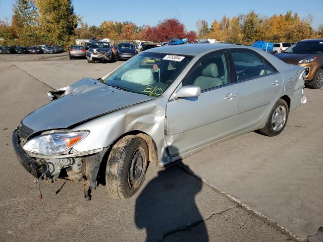 TOYOTA CAMRY LE 2002 jtdbe32k720076991