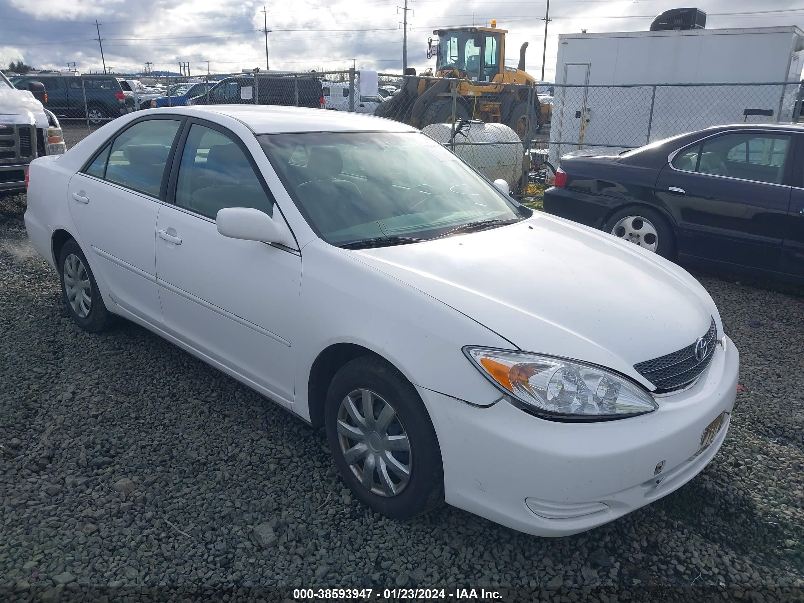 TOYOTA CAMRY 2002 jtdbe32k720131861