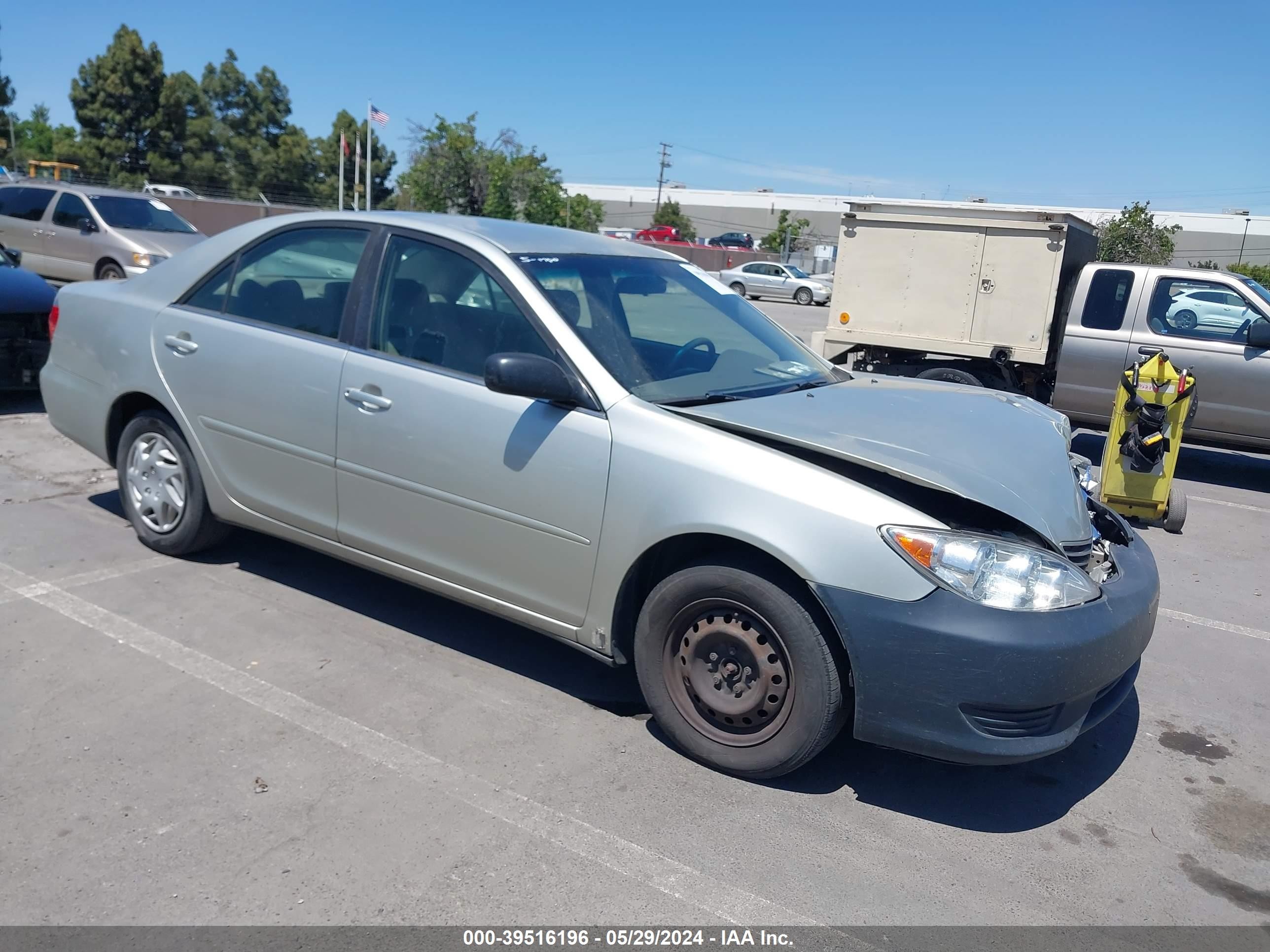 TOYOTA CAMRY 2005 jtdbe32k753036784