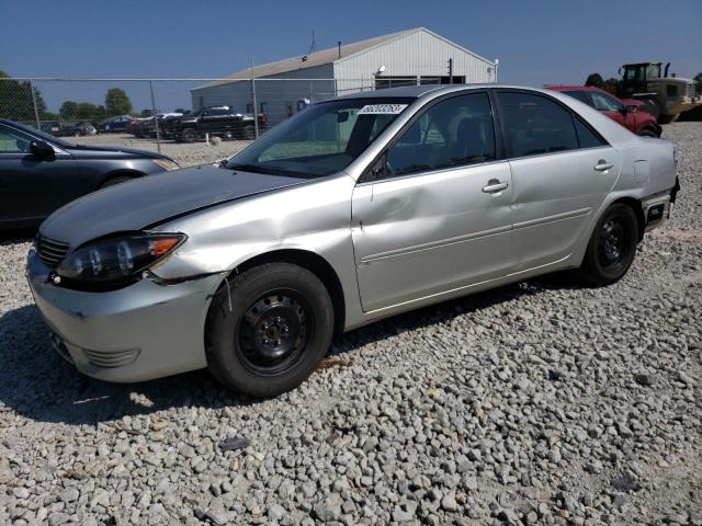 TOYOTA CAMRY LE 2006 jtdbe32k763056356