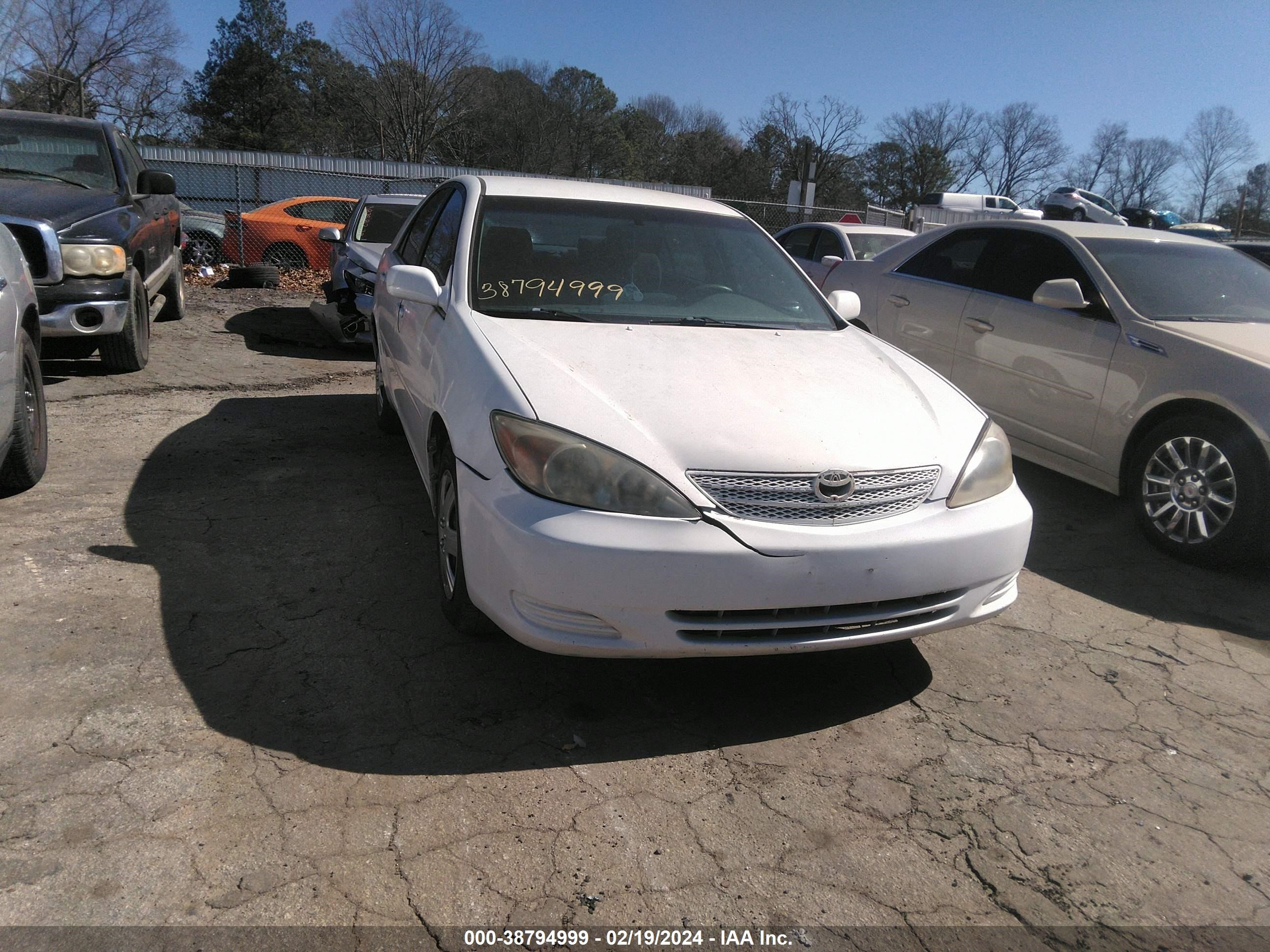 TOYOTA CAMRY 2003 jtdbe32k830183212