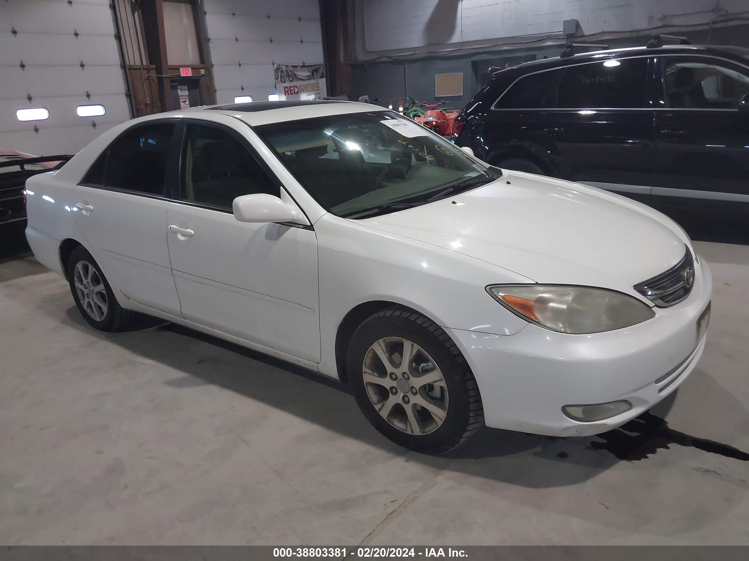 TOYOTA CAMRY 2004 jtdbe32k840285031