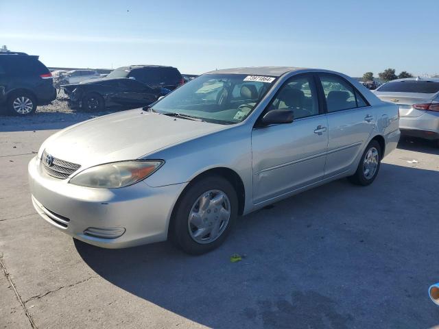 TOYOTA CAMRY LE 2002 jtdbe32k920126368