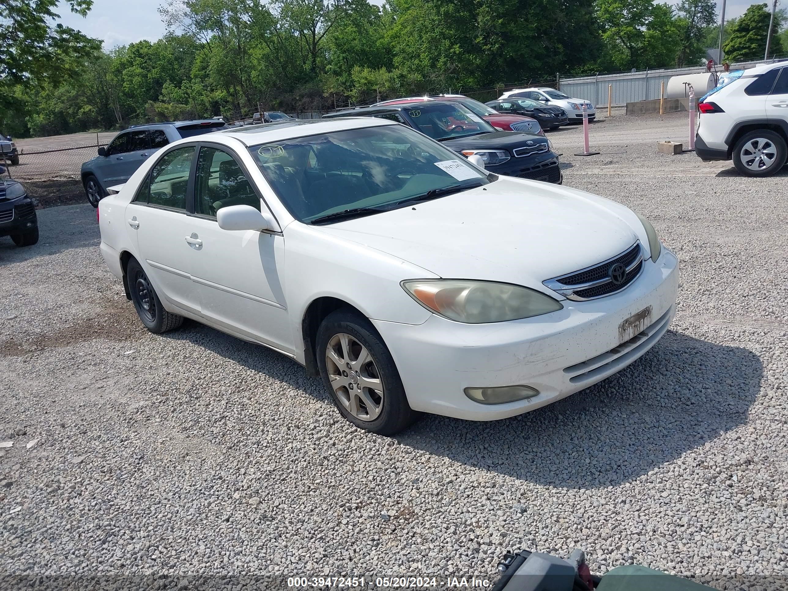 TOYOTA CAMRY 2004 jtdbe32k940250157